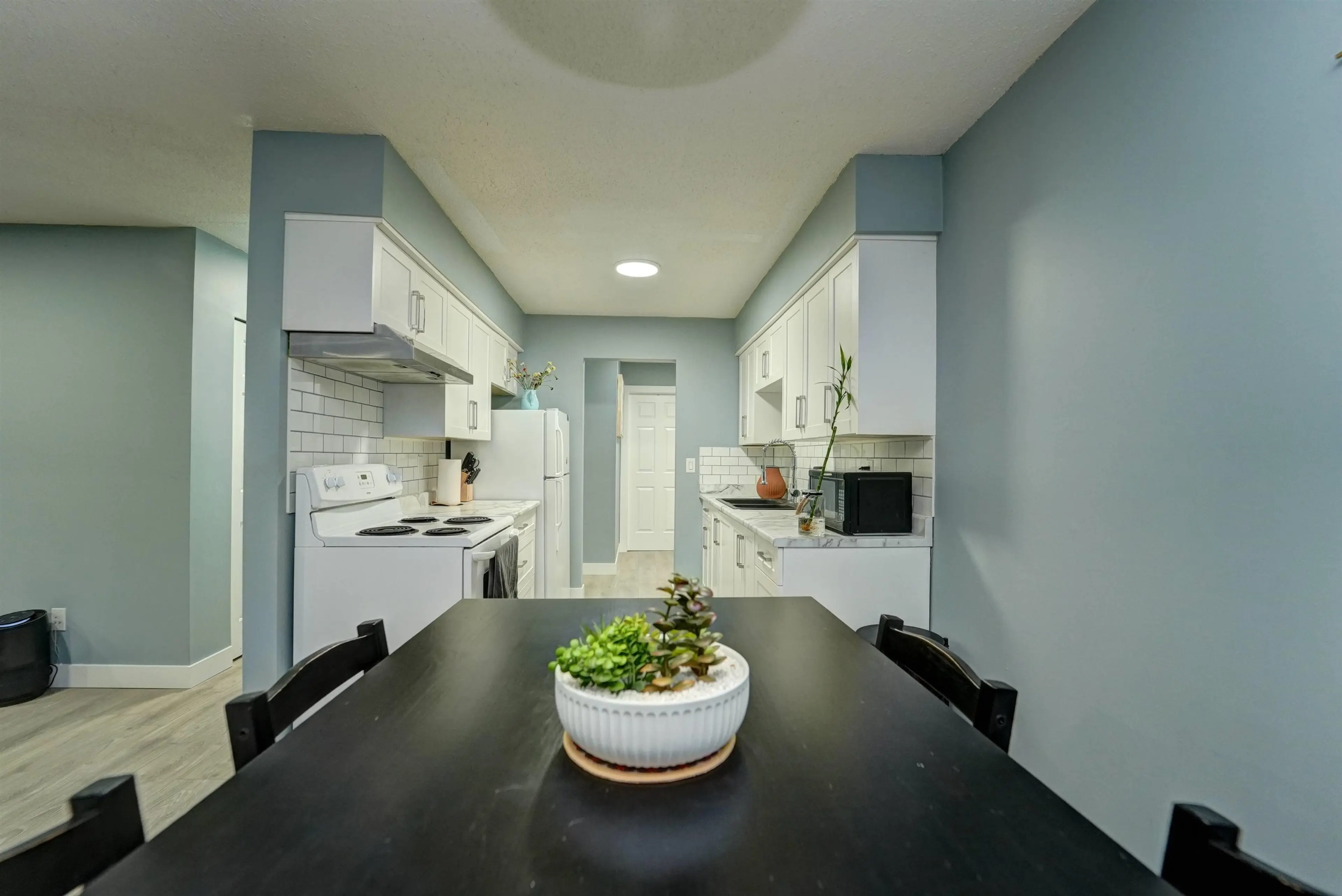 Property at #202 33450 GEORGE FERGUSON WAY, Abbotsford, BC