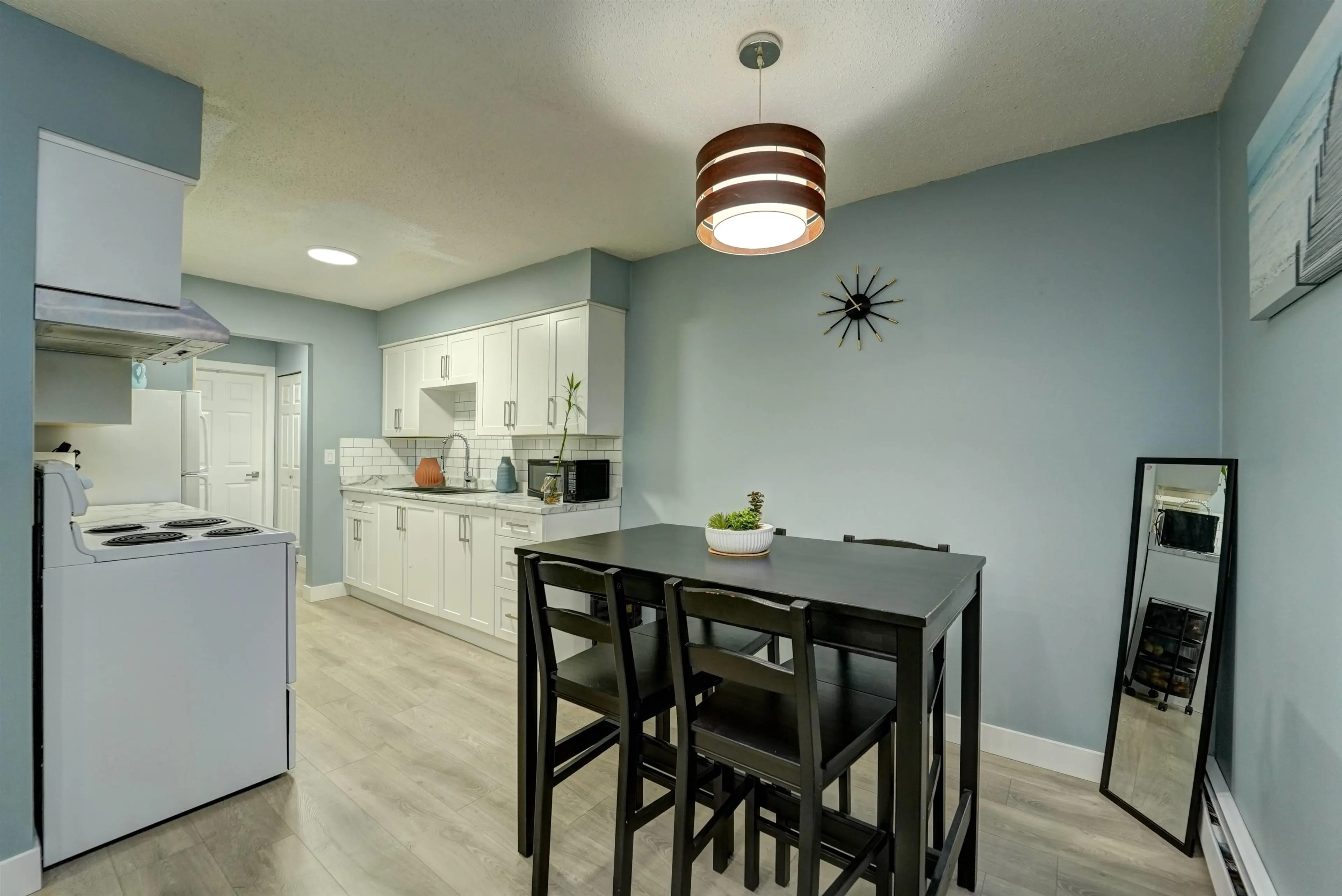 Property at #202 33450 GEORGE FERGUSON WAY, Abbotsford, BC