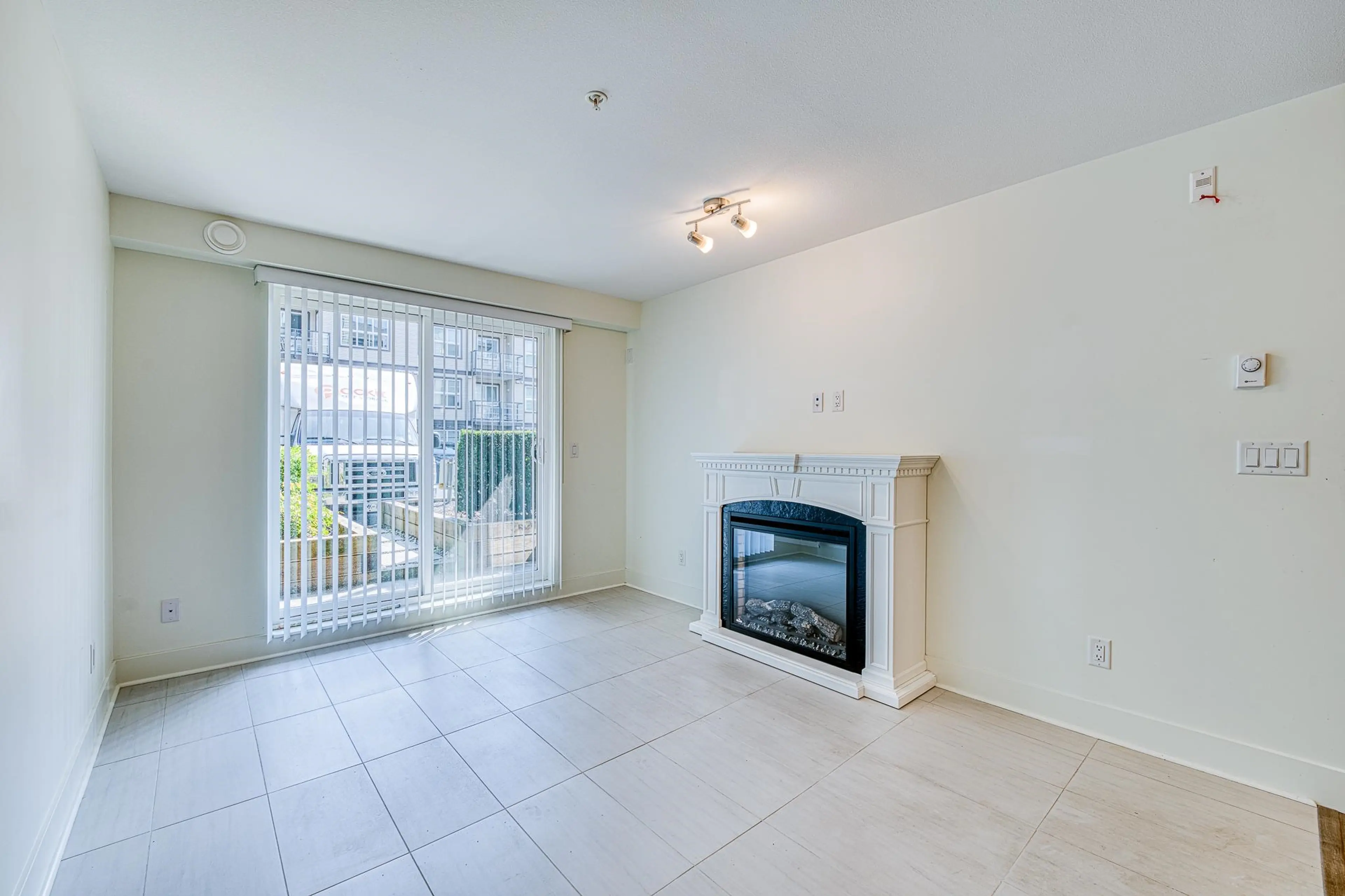 Property at #121 30515 CARDINAL AVENUE, Abbotsford, BC