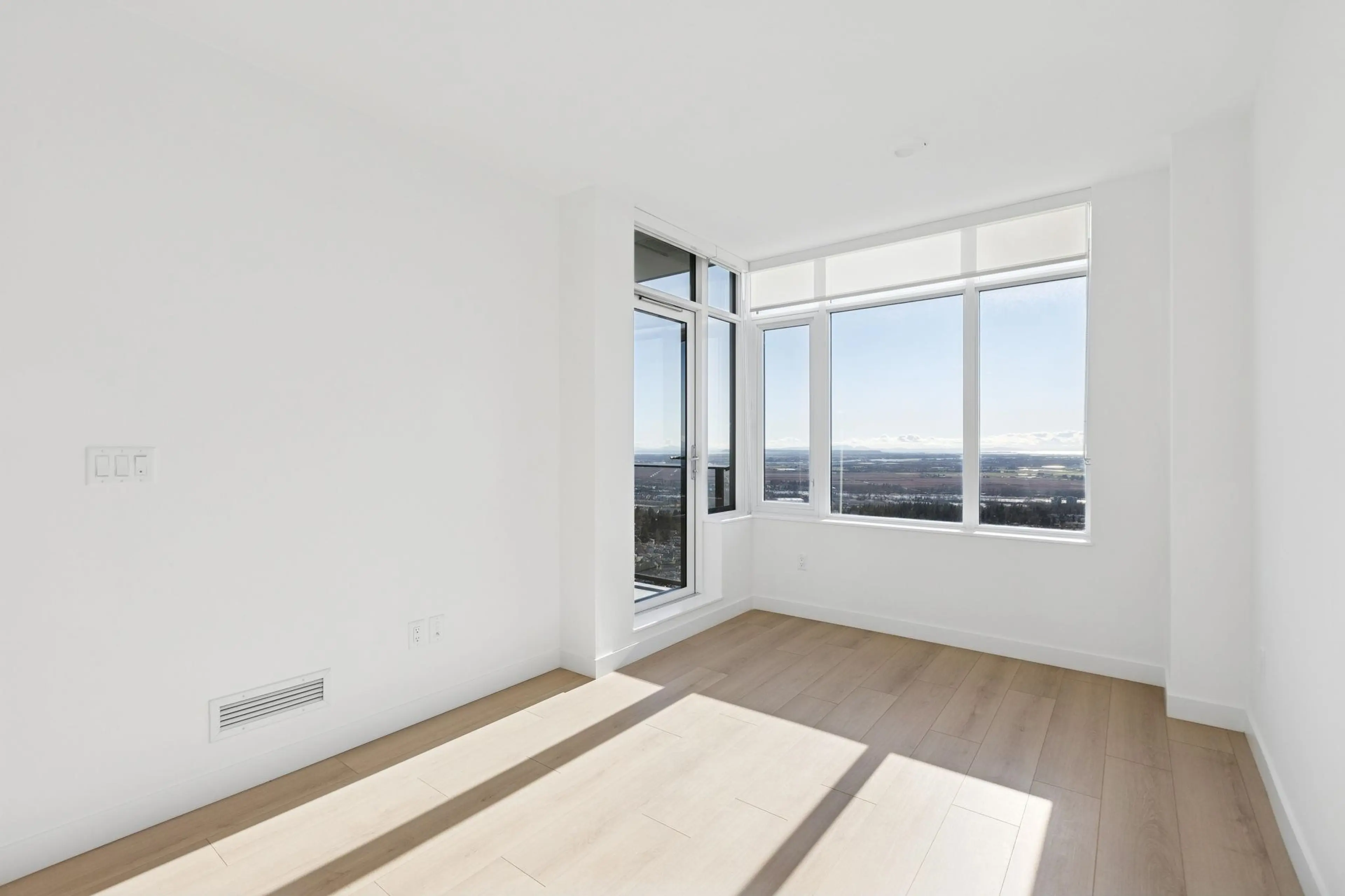 Property at #2302 6468 WILLINGDON AVENUE, Burnaby, BC