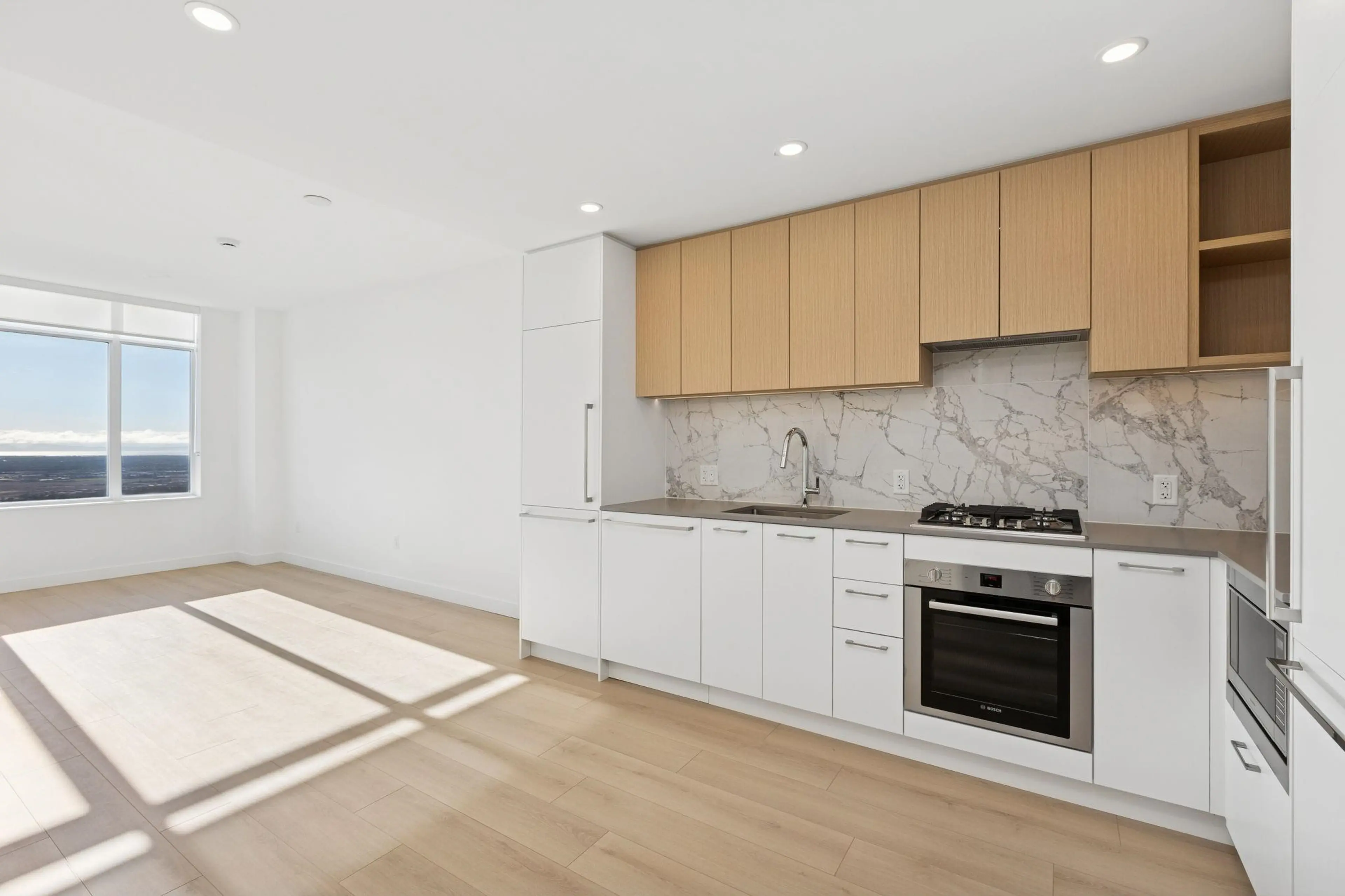 Property at #2302 6468 WILLINGDON AVENUE, Burnaby, BC