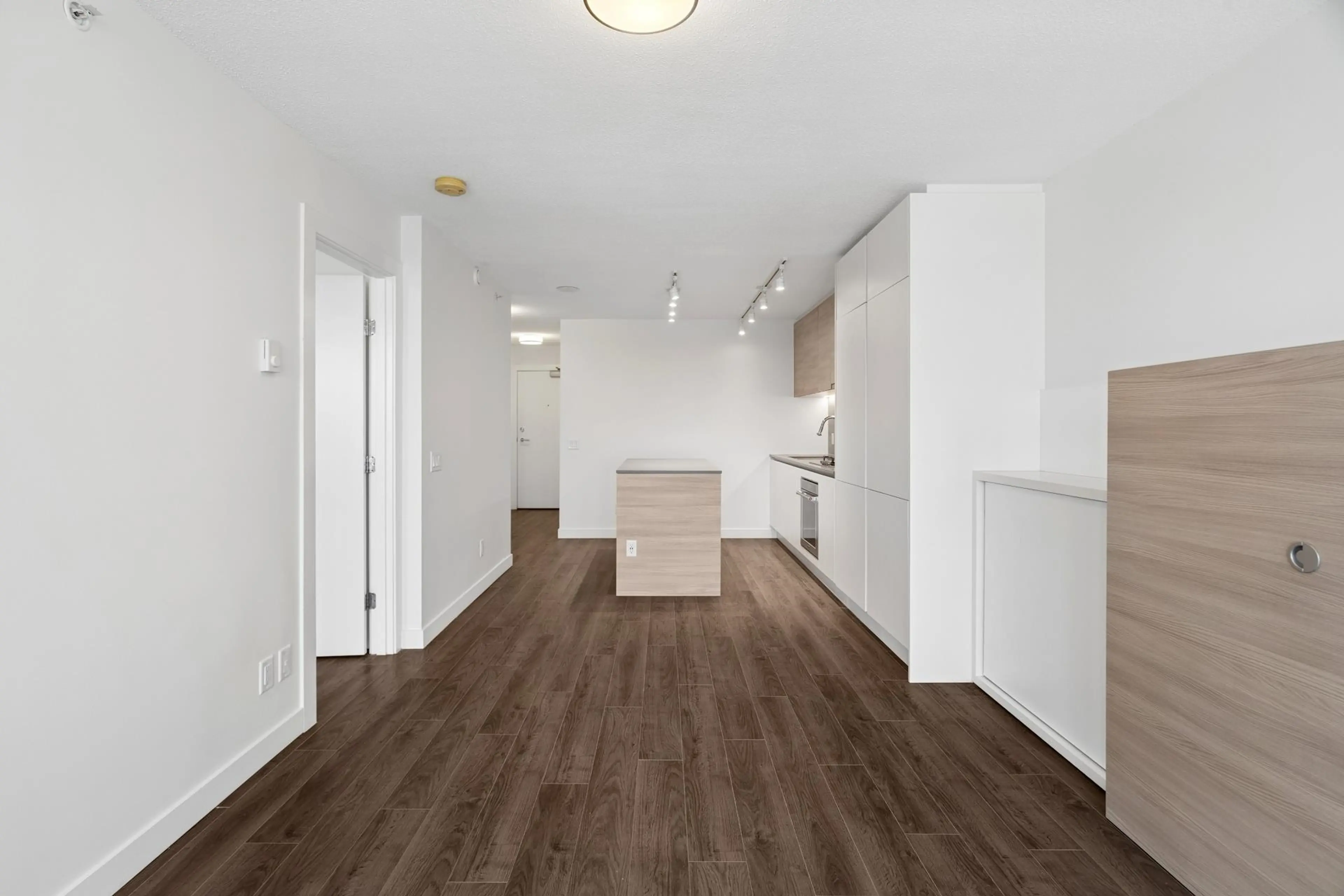 Property at #2103 908 QUAYSIDE DRIVE, New Westminster, BC