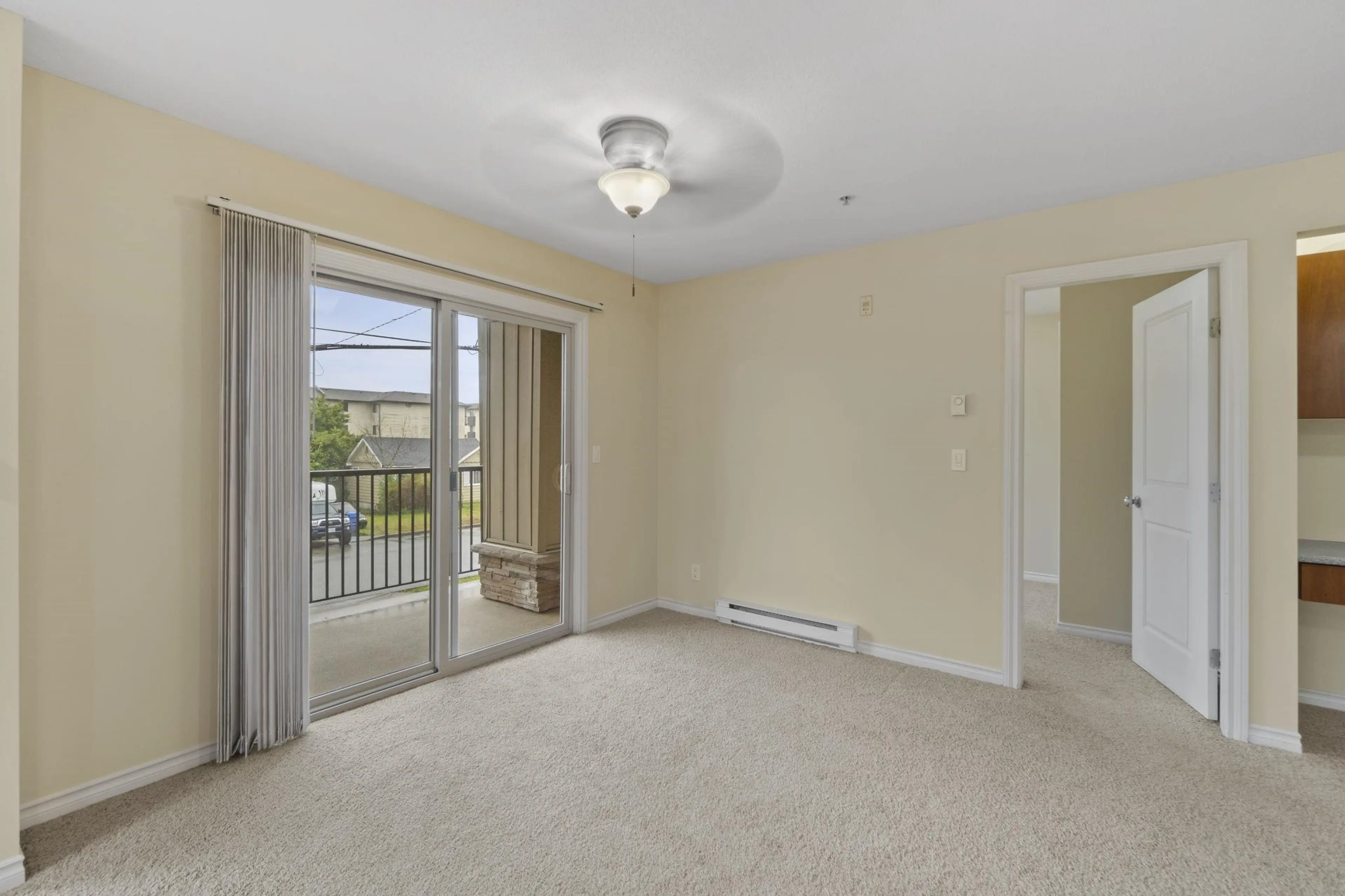 Property at #202 32063 MT WADDINGTON AVENUE, Abbotsford, BC