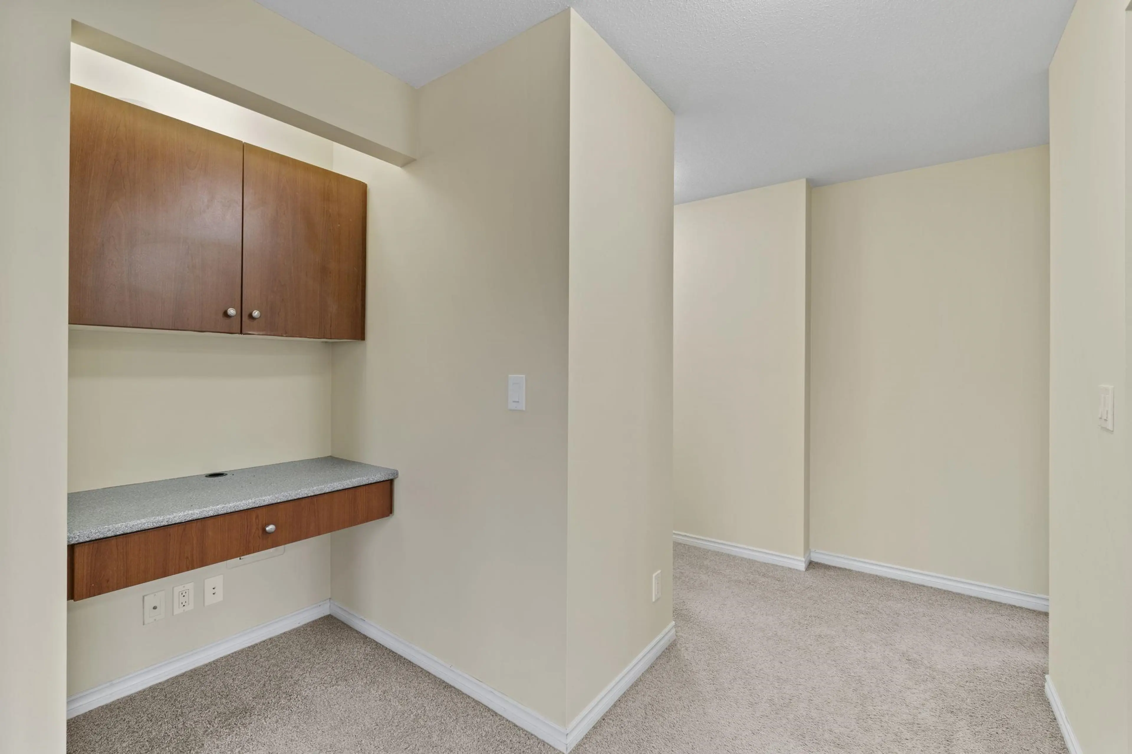 Property at #202 32063 MT WADDINGTON AVENUE, Abbotsford, BC