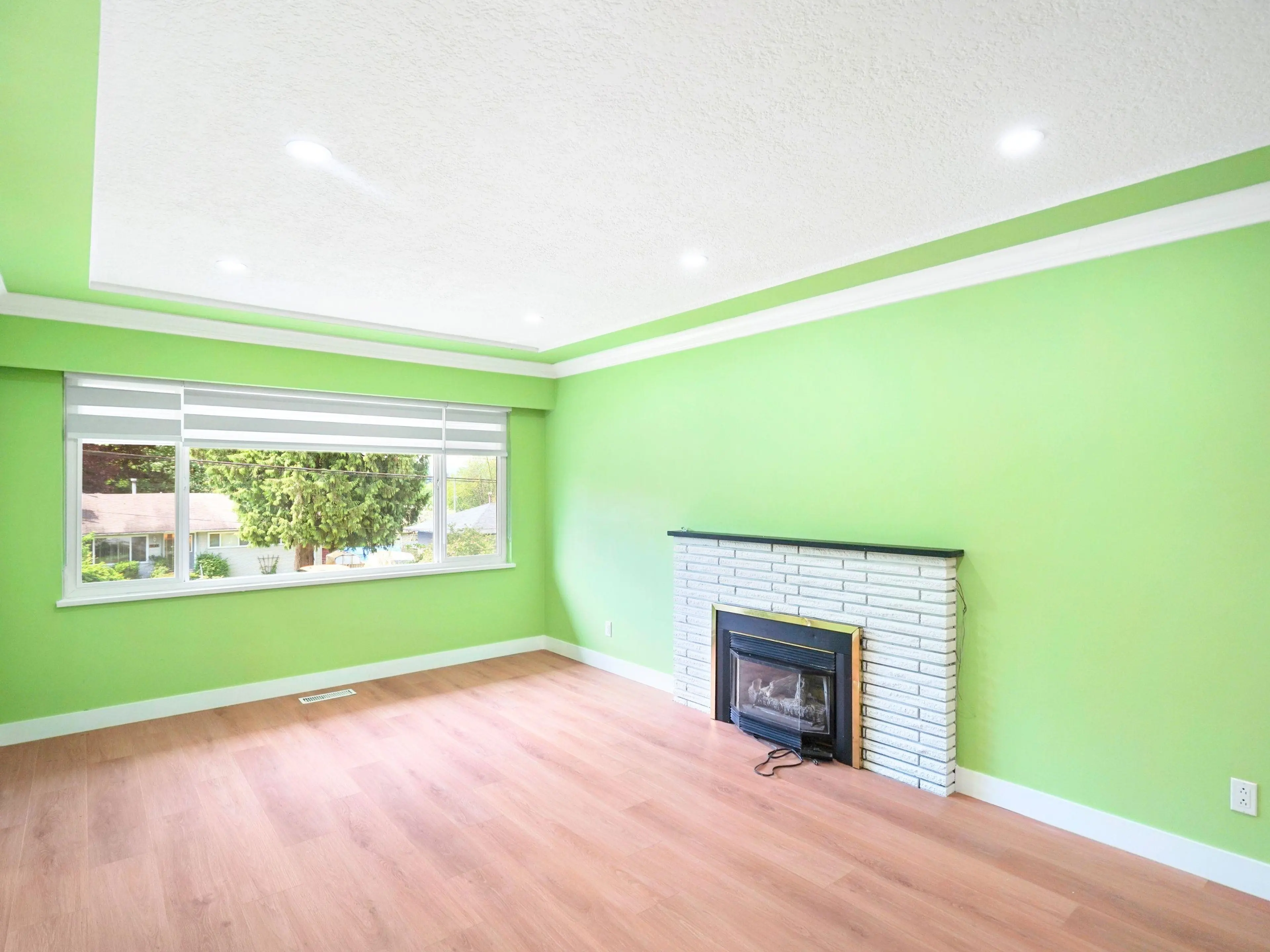 Property at 14935 KEW DRIVE, Surrey, BC