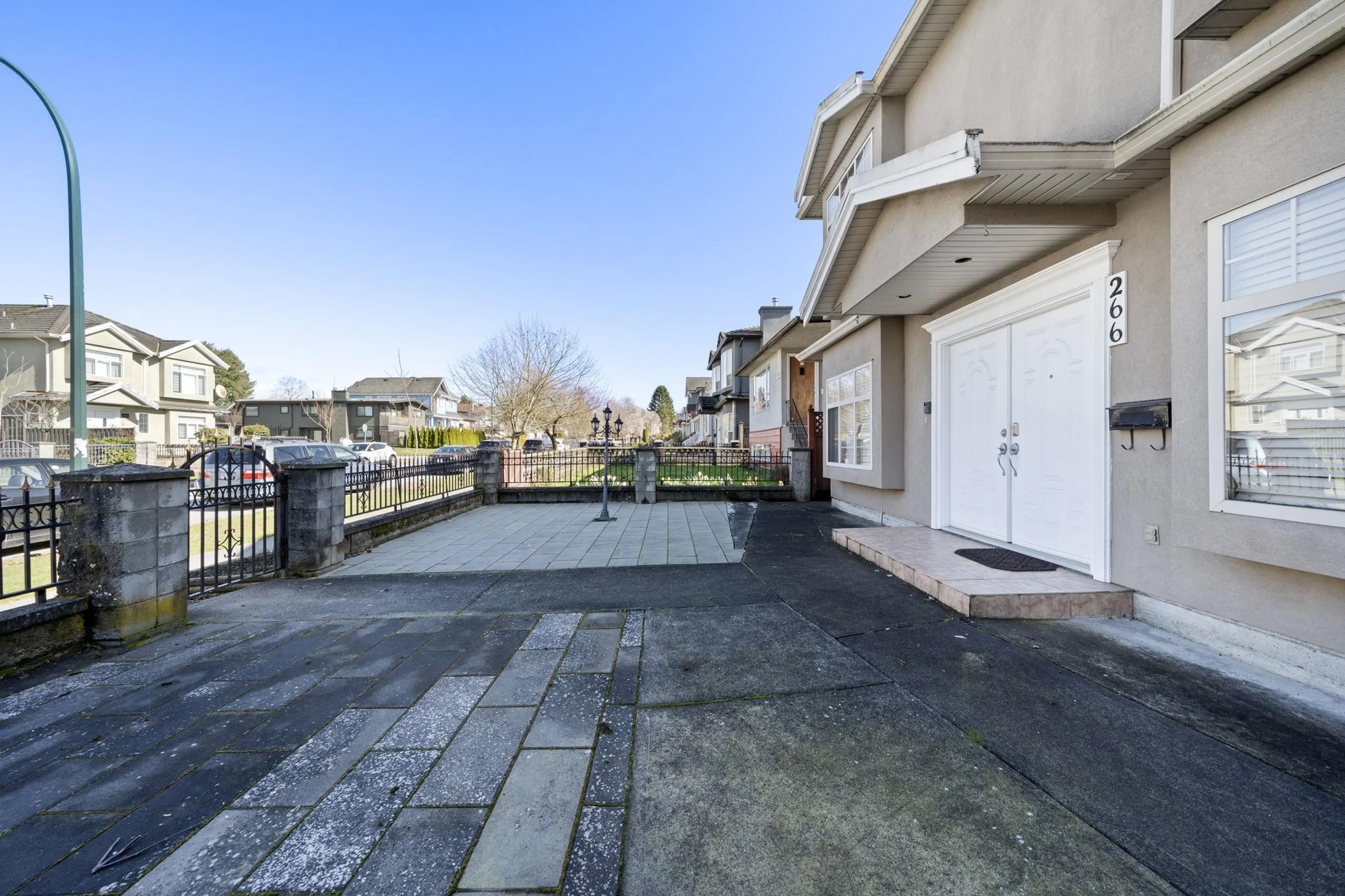 Property at 266 E 55TH AVENUE, Vancouver, BC