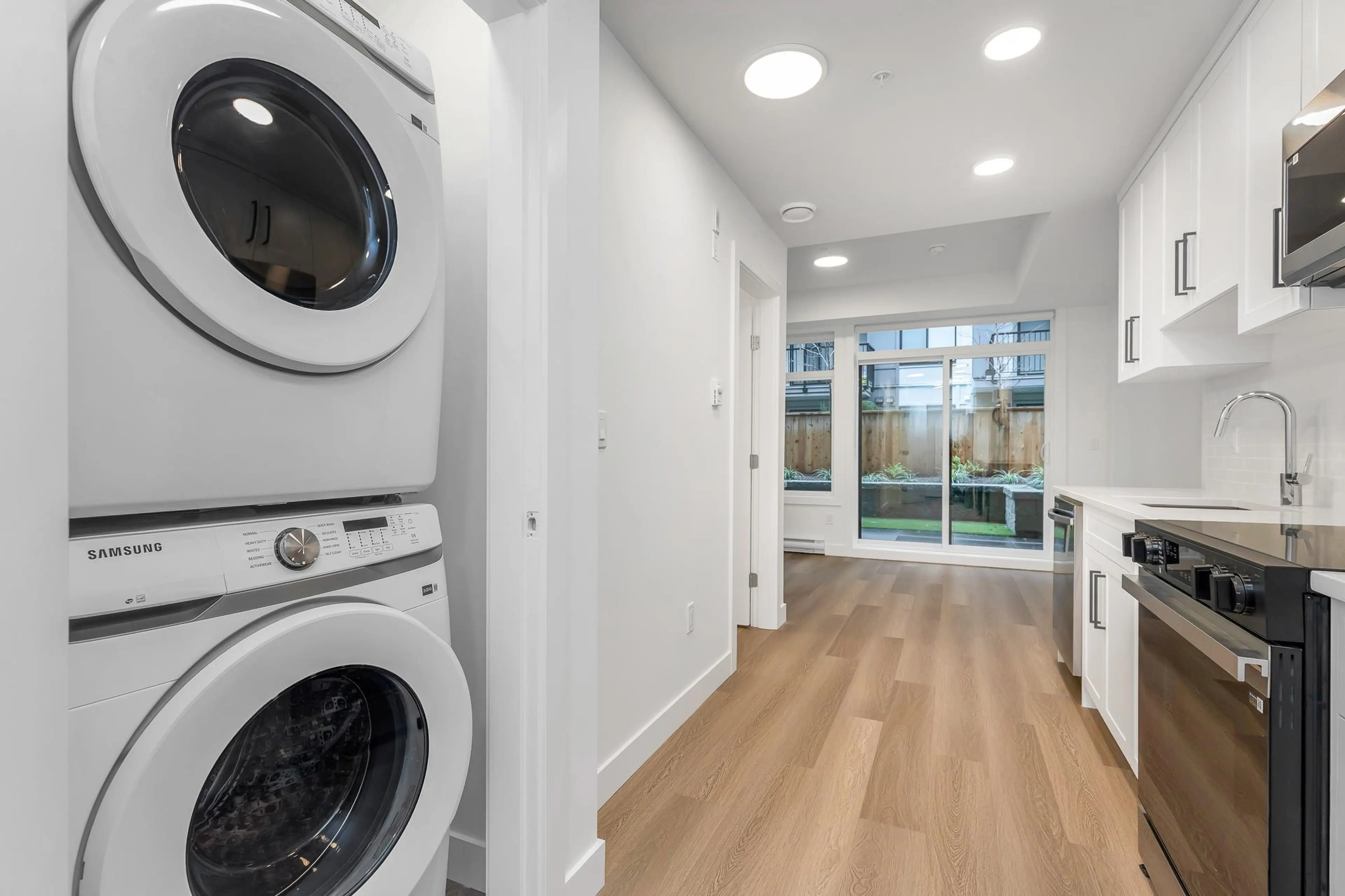 Property at #204 33820 SOUTH FRASER WAY, Abbotsford, BC