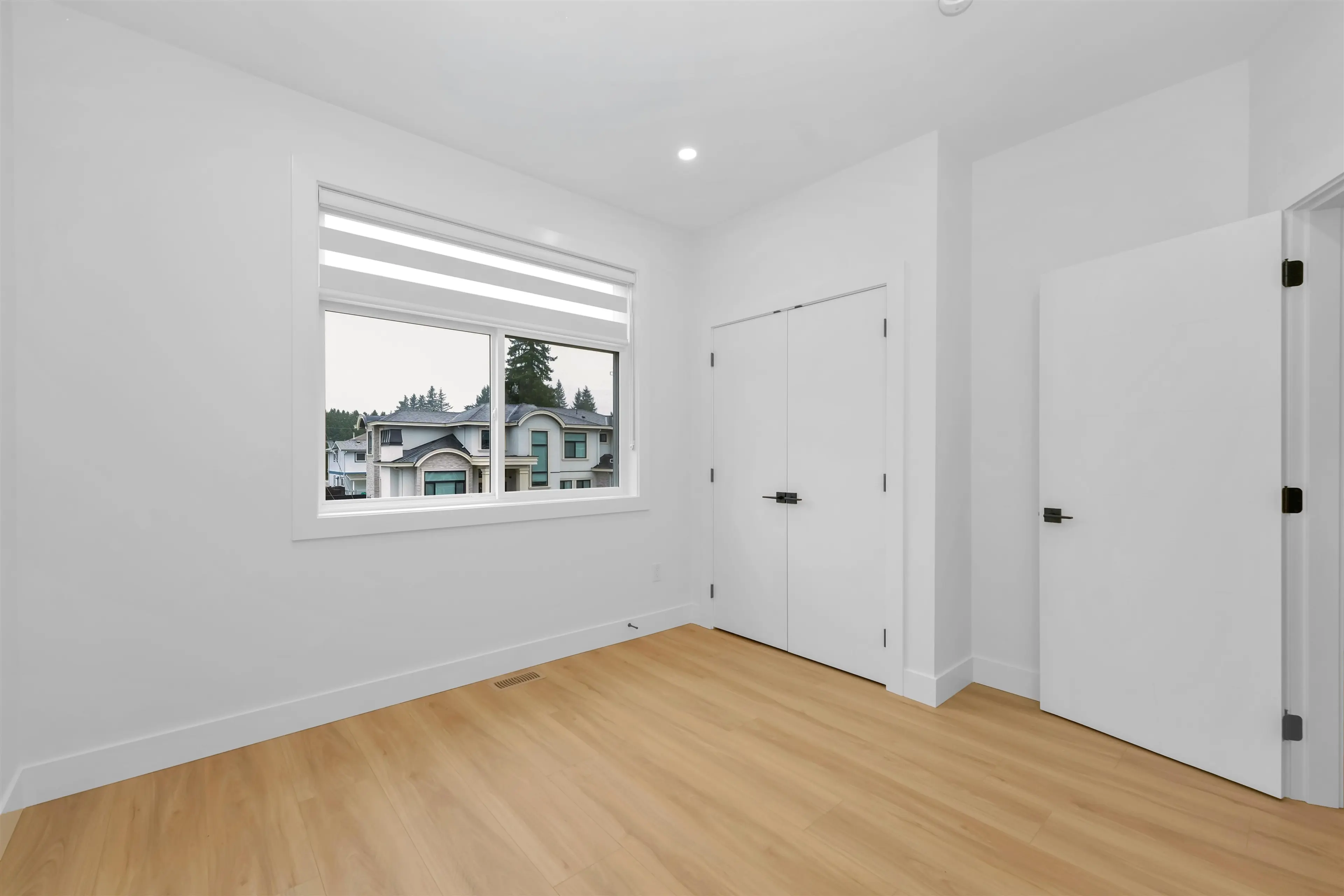 Property at #8 2168 VINEWOOD STREET, Abbotsford, BC