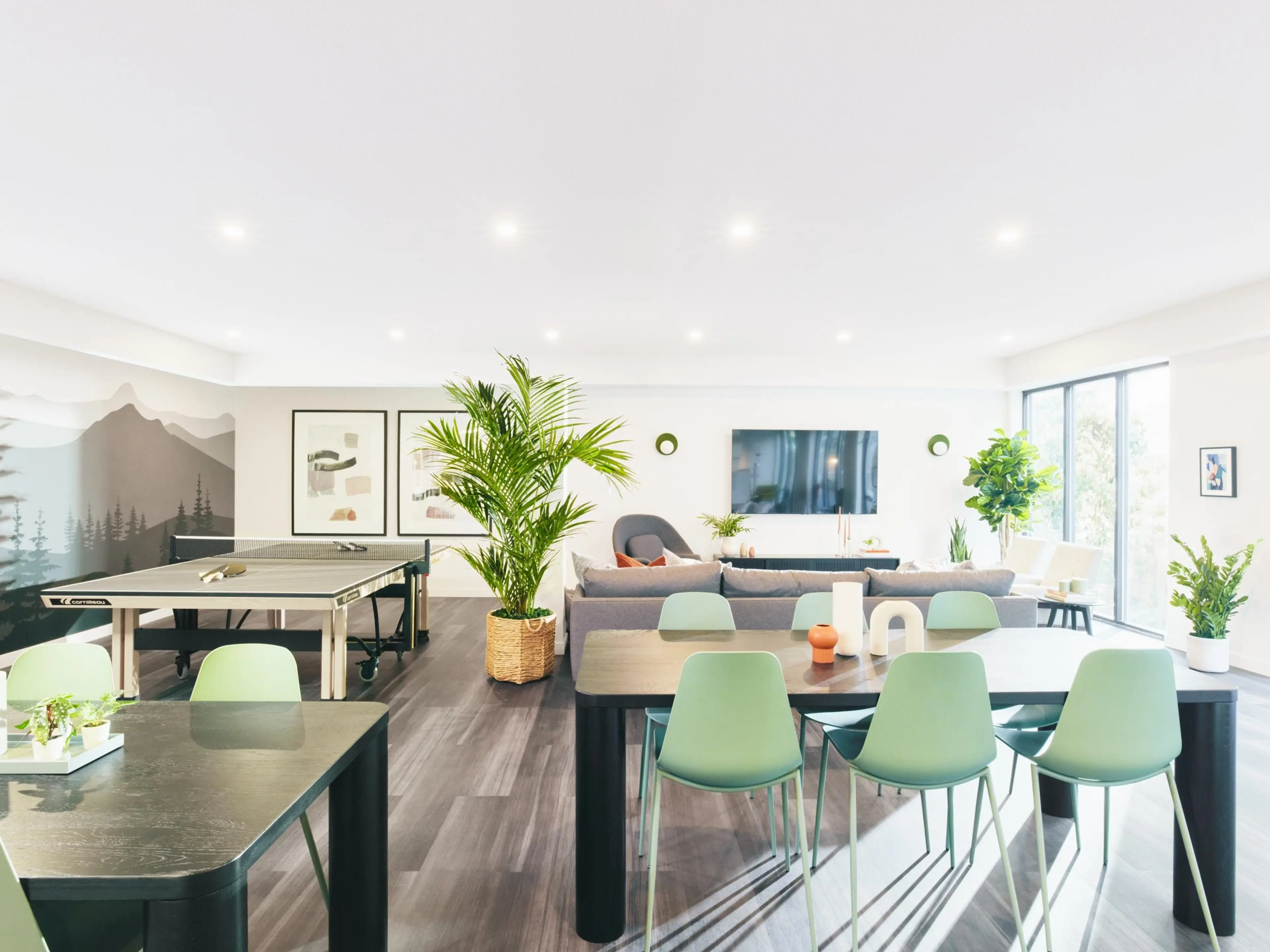 Property at #511 15730 FRASER HIGHWAY, Surrey, BC