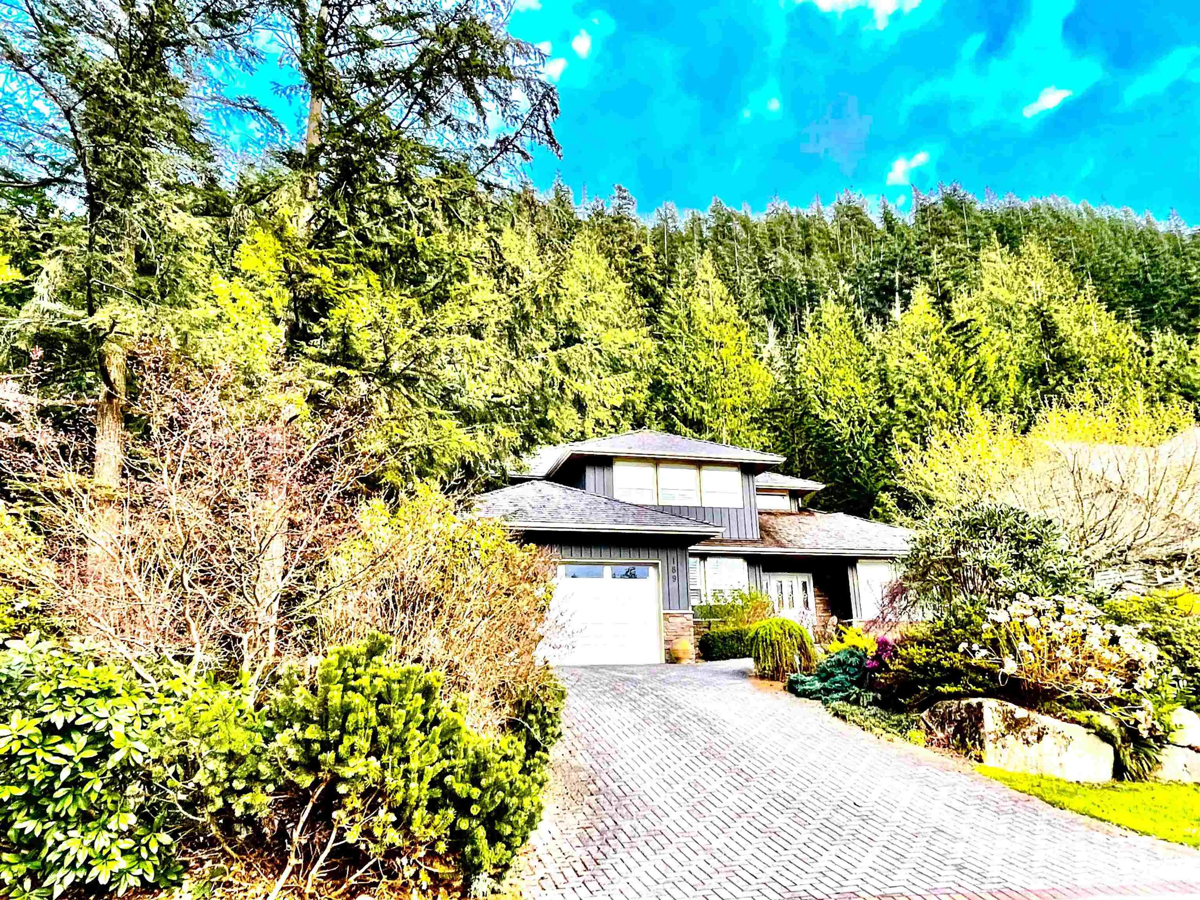 Property at 189 STONEGATE DRIVE, Furry Creek, BC