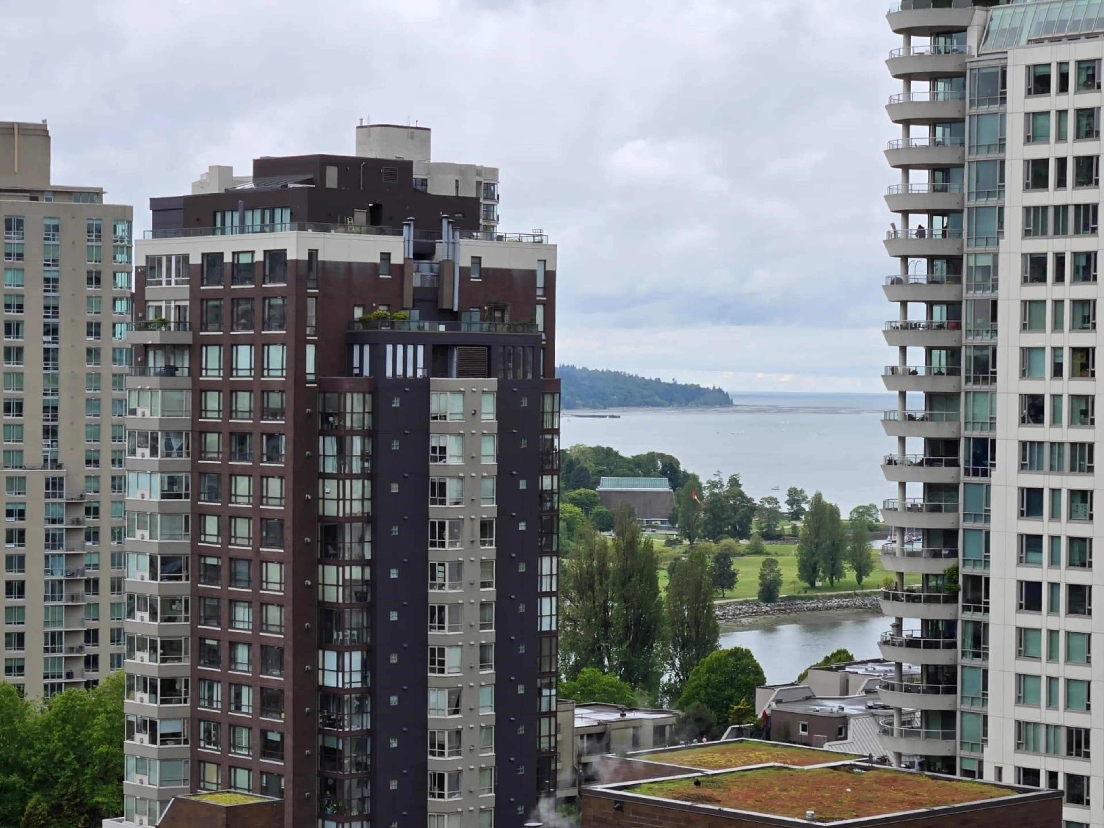 Property at #1611 1289 HORNBY STREET, Vancouver, BC