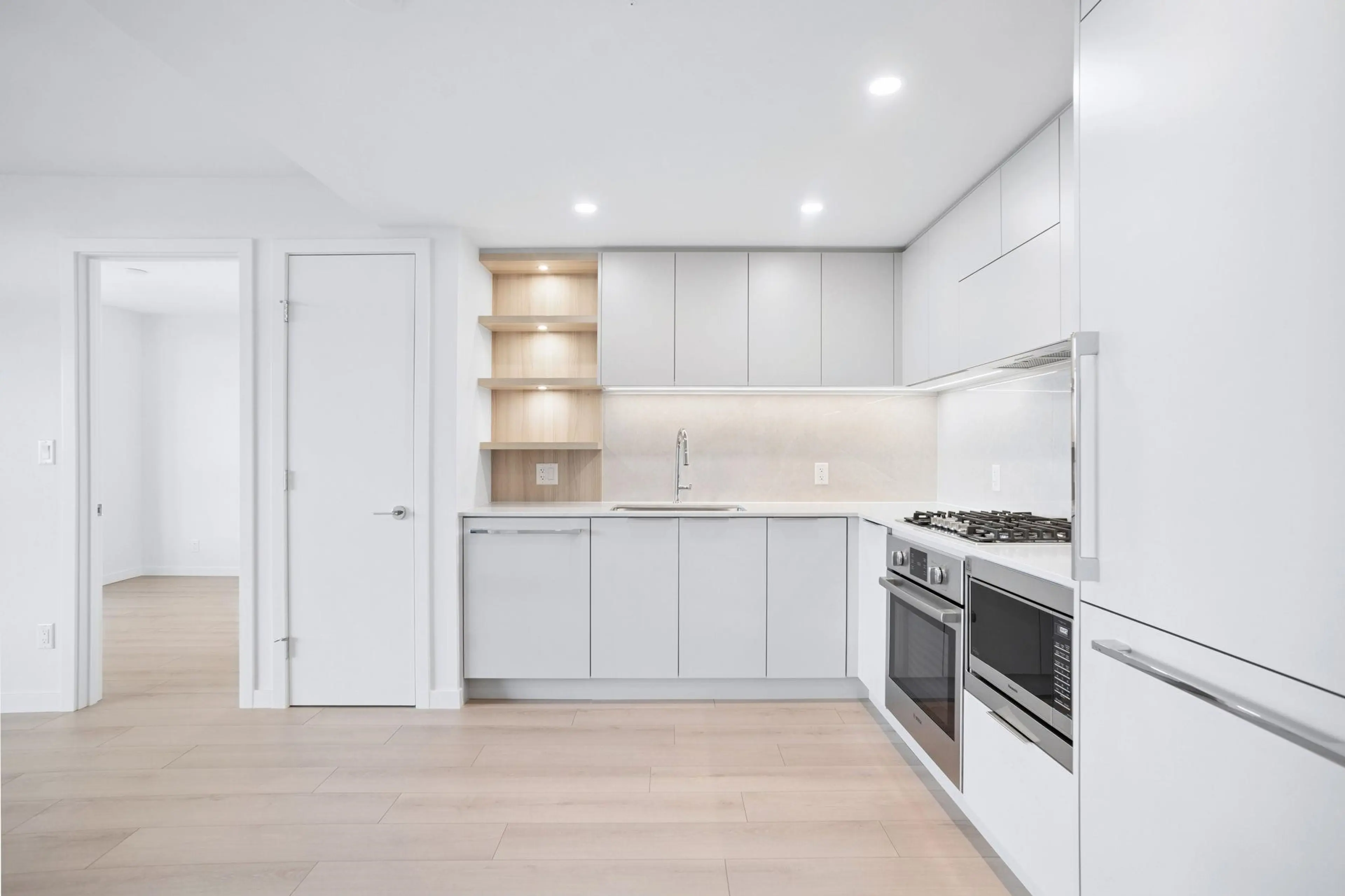 Property at #1506 311 ALDERSON AVENUE, Coquitlam, BC