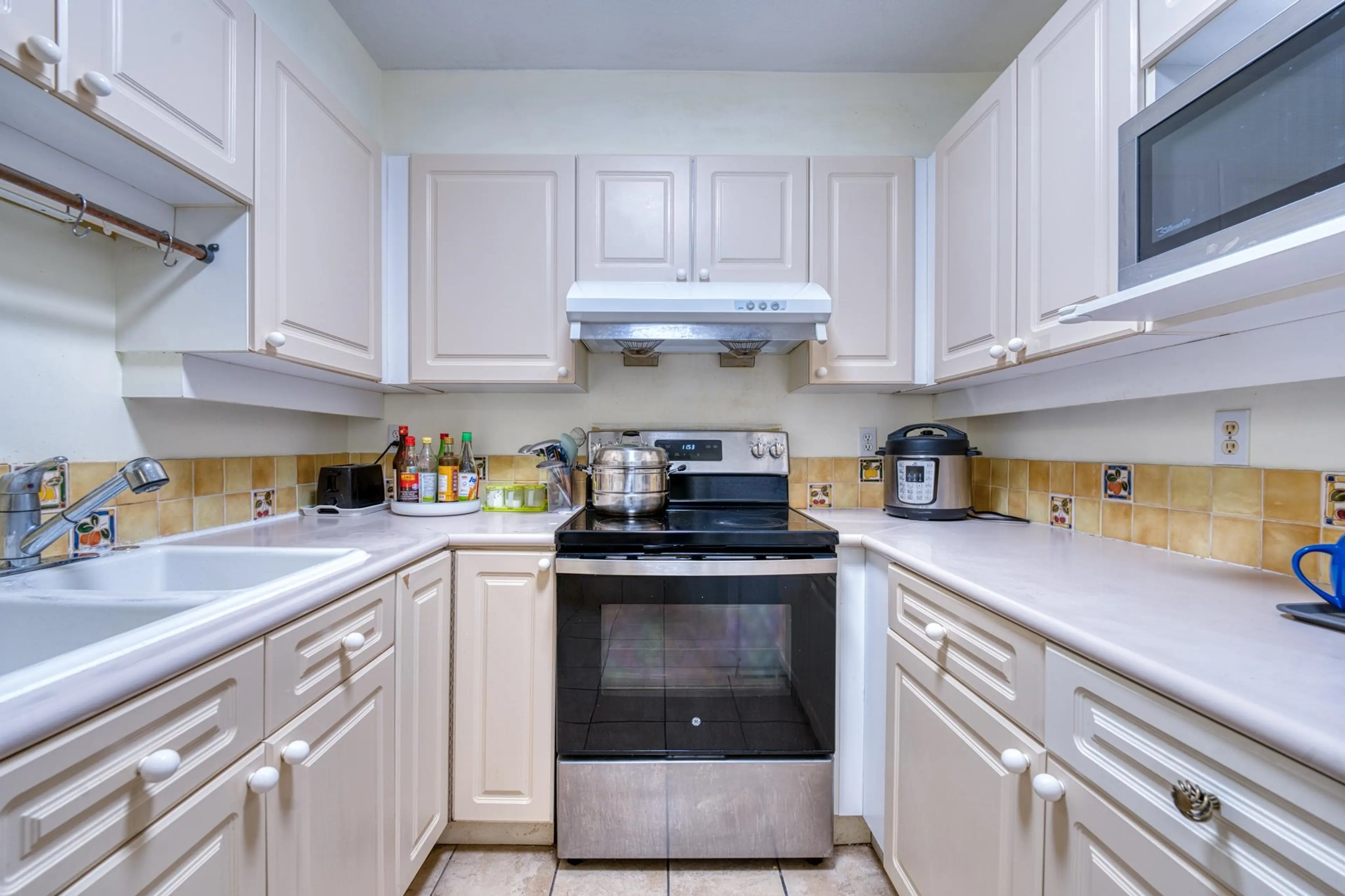 Property at #207 3738 NORFOLK STREET, Burnaby, BC