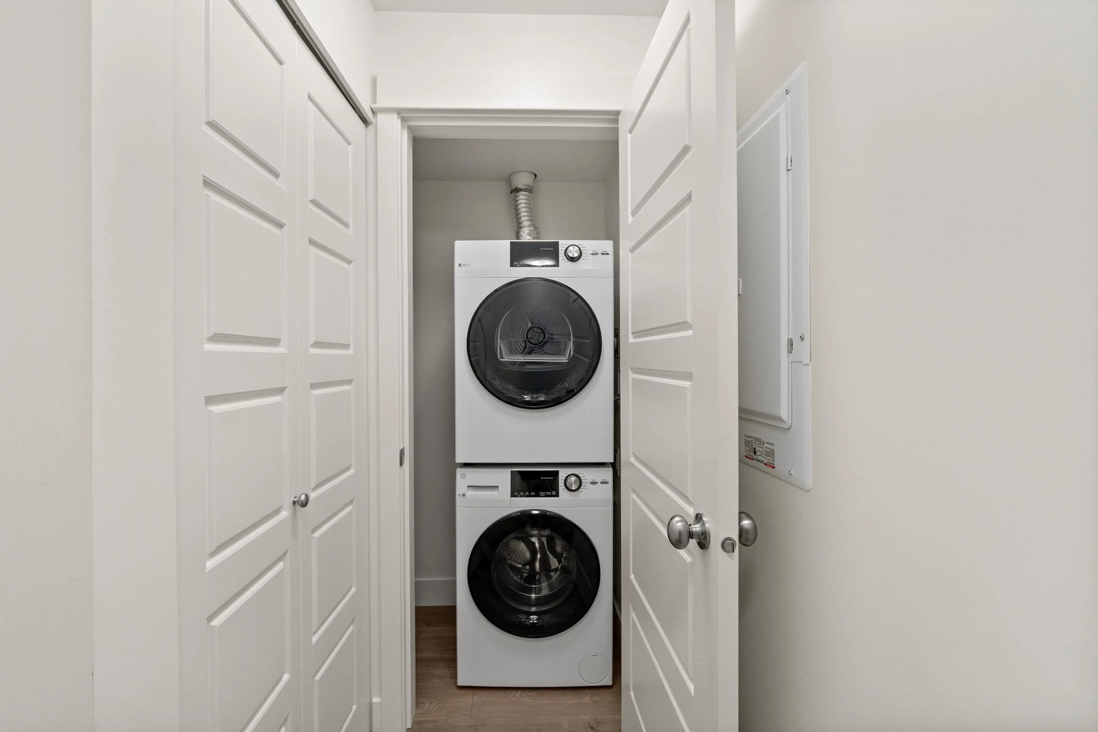 Property at #210 30515 CARDINAL AVENUE, Abbotsford, BC