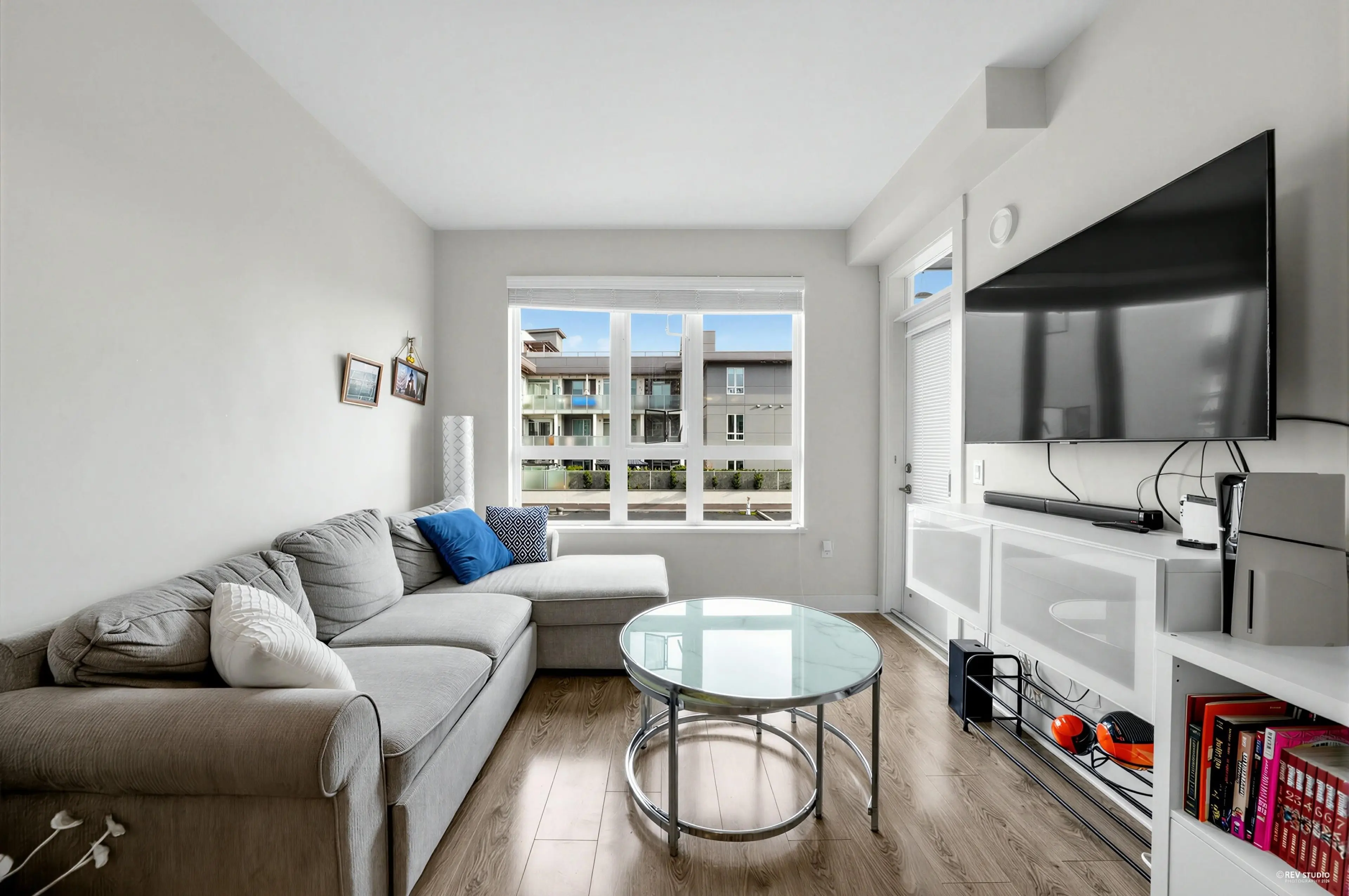 Property at #307 733 W 14 STREET, North Vancouver, BC