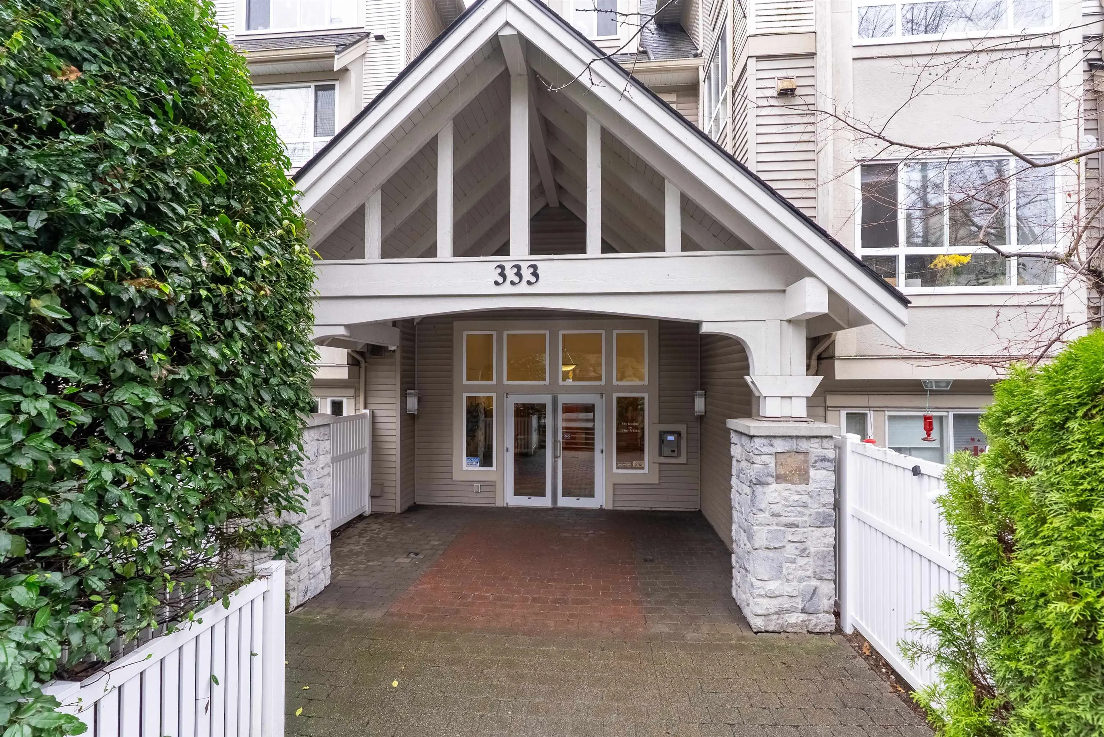 Property at #302 333 E 1ST STREET, North Vancouver, BC