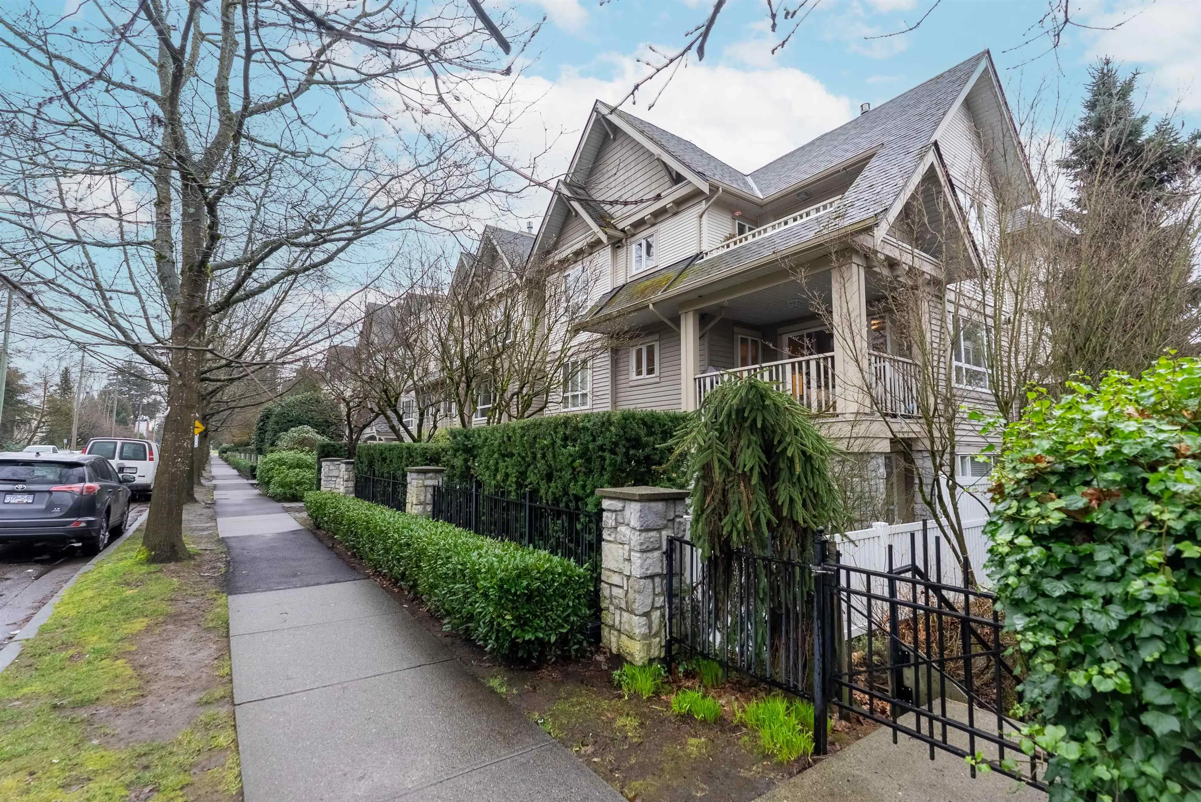 Property at #302 333 E 1ST STREET, North Vancouver, BC