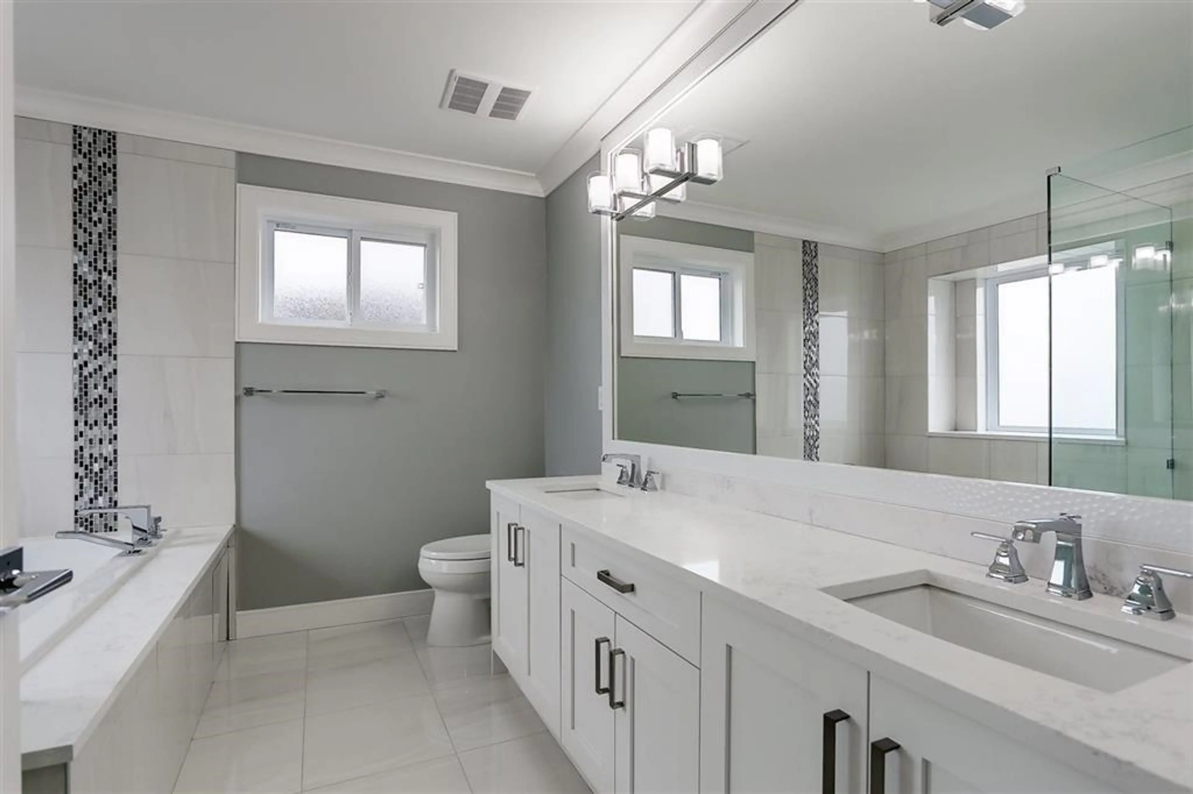 Property at 5097 DOVER STREET, Burnaby, BC