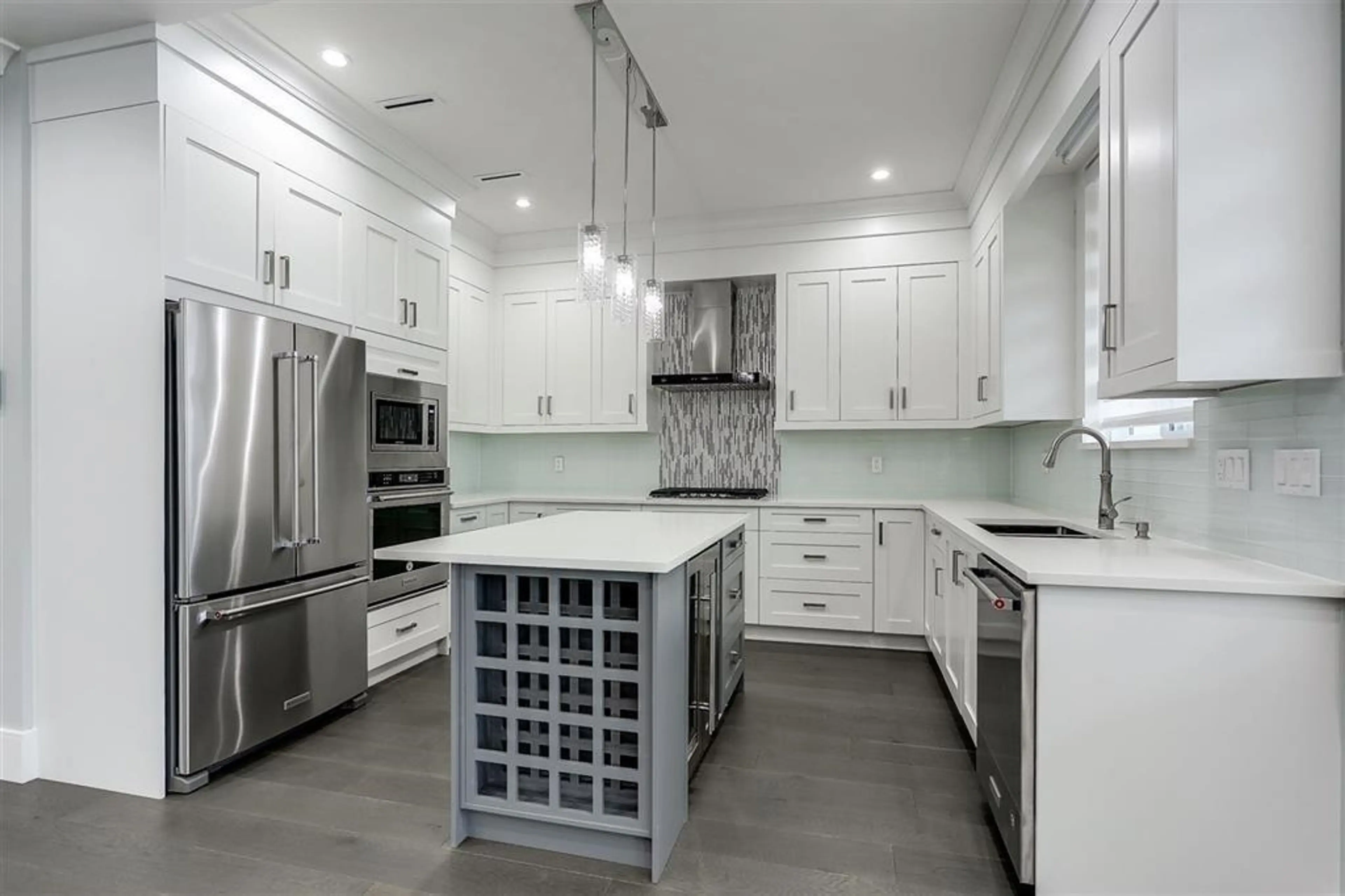 Property at 5097 DOVER STREET, Burnaby, BC