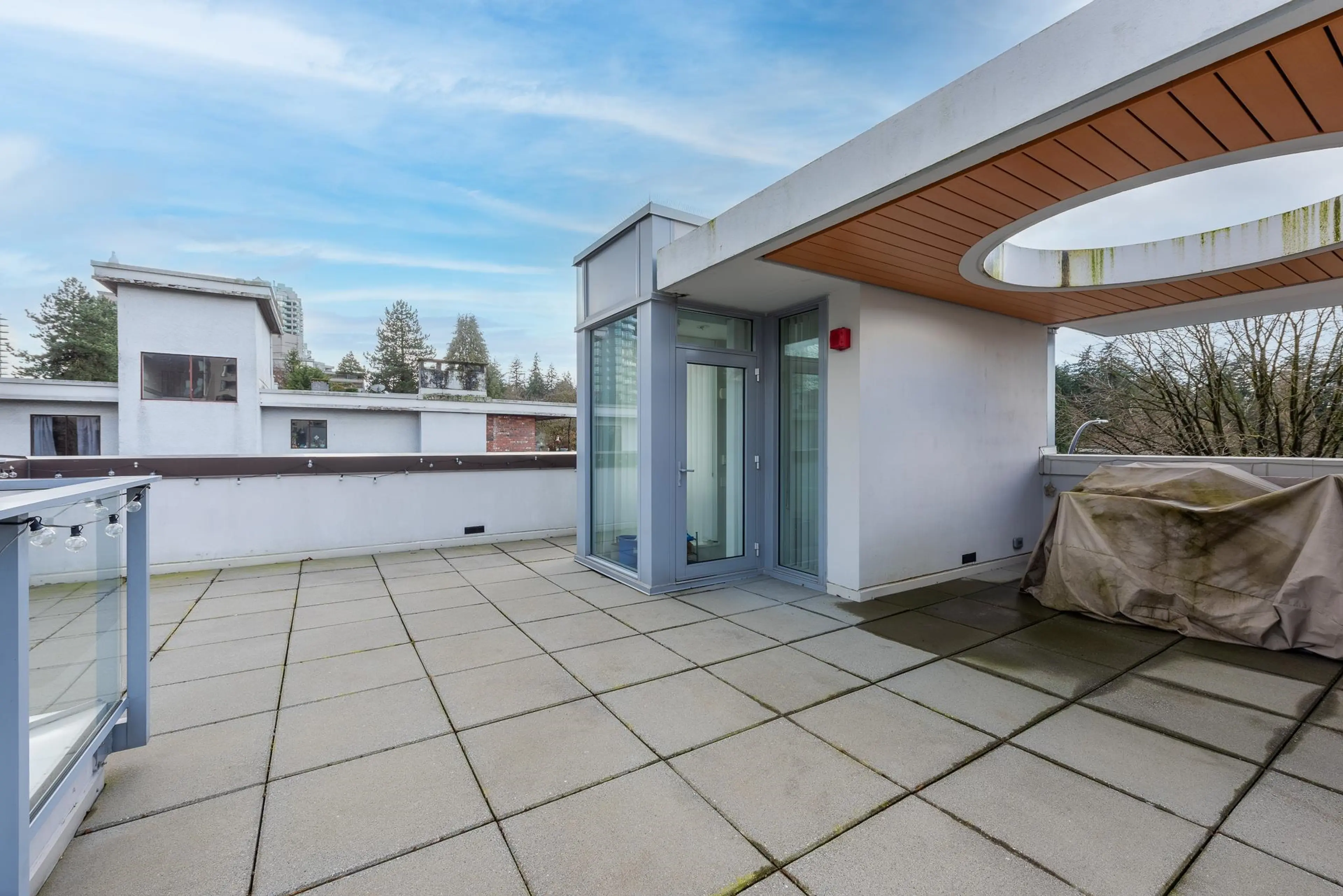 Property at 5822 PATTERSON AVENUE, Burnaby, BC