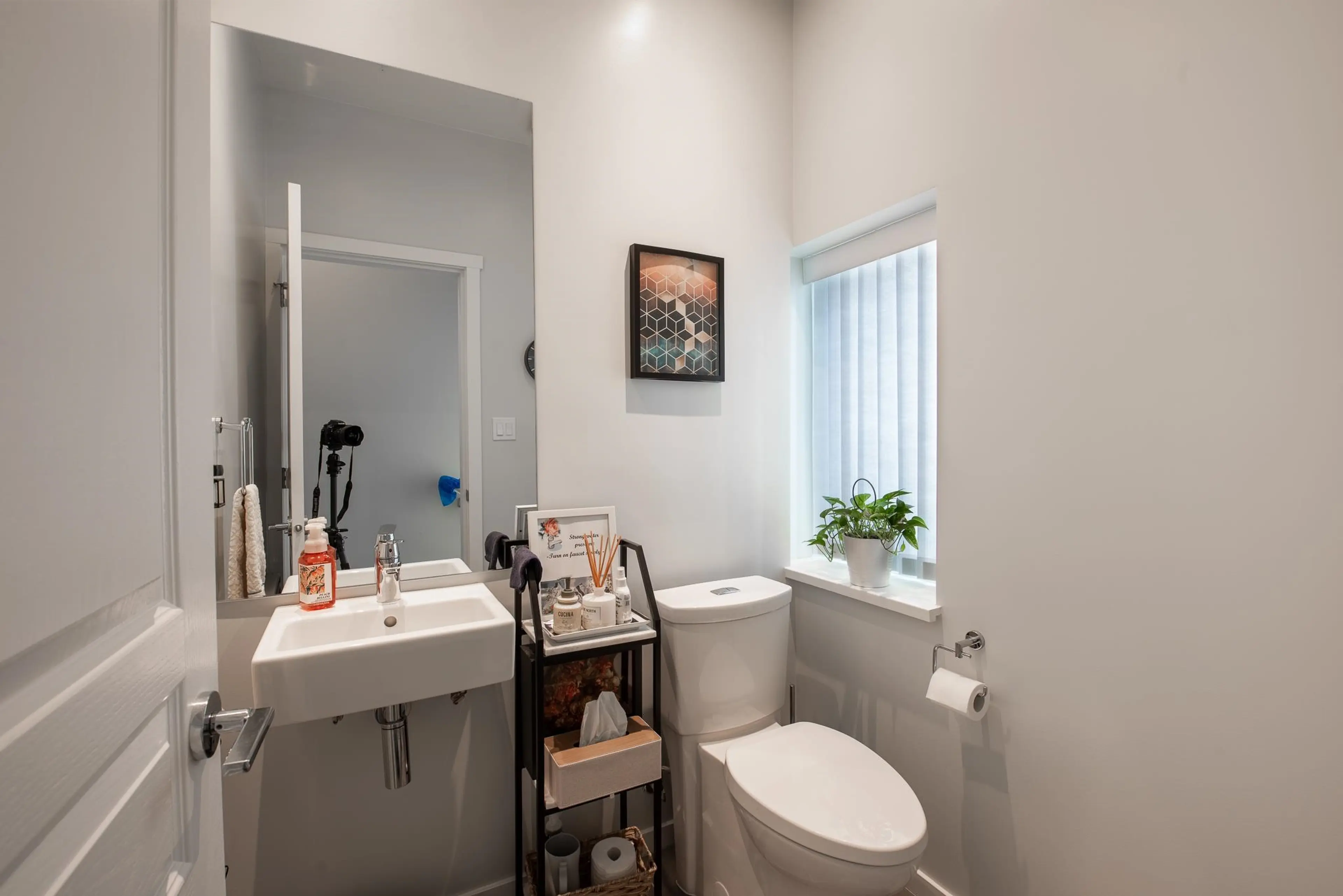 Property at 5822 PATTERSON AVENUE, Burnaby, BC