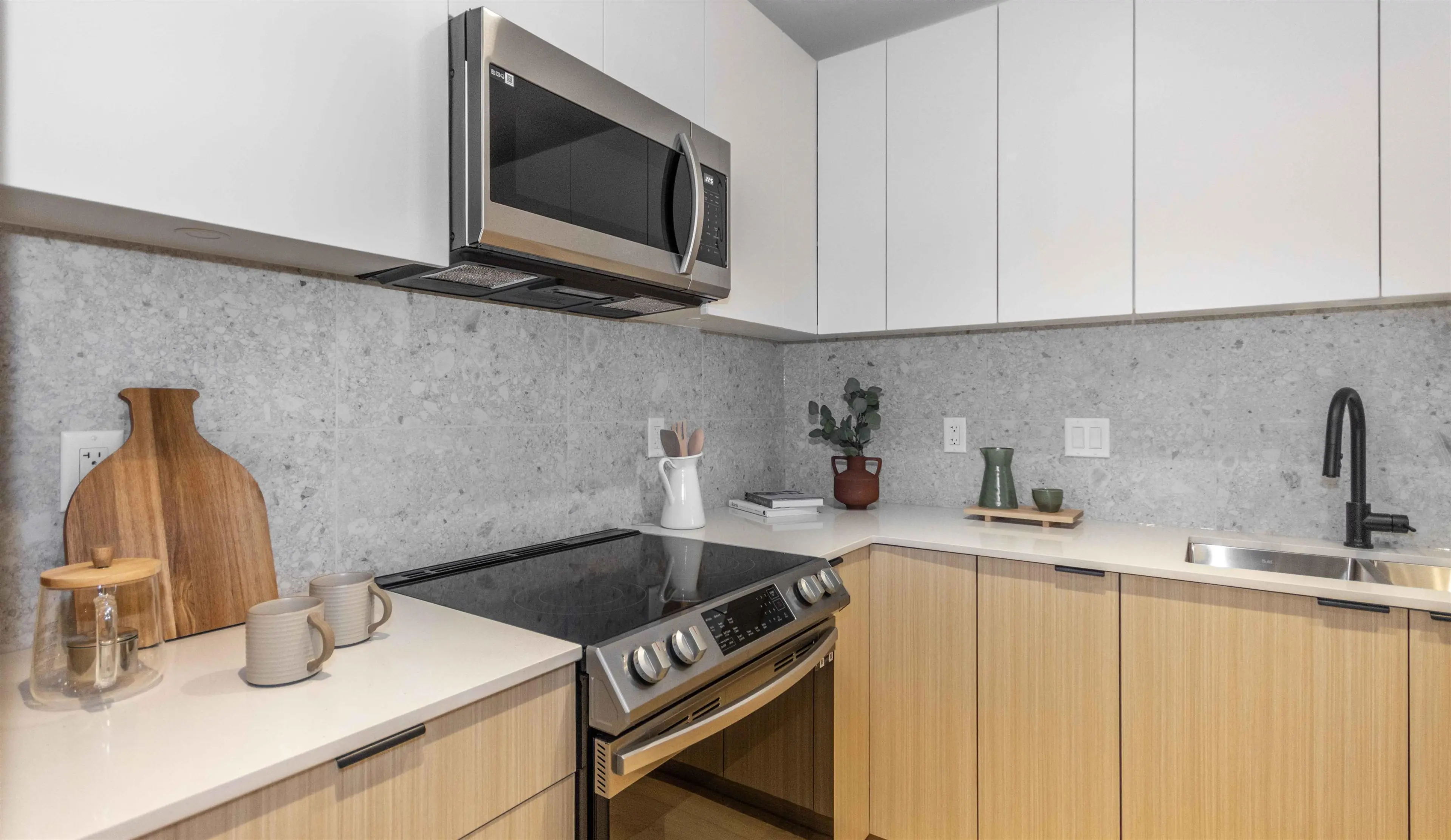 Property at #301 13455 94A AVENUE, Surrey, BC