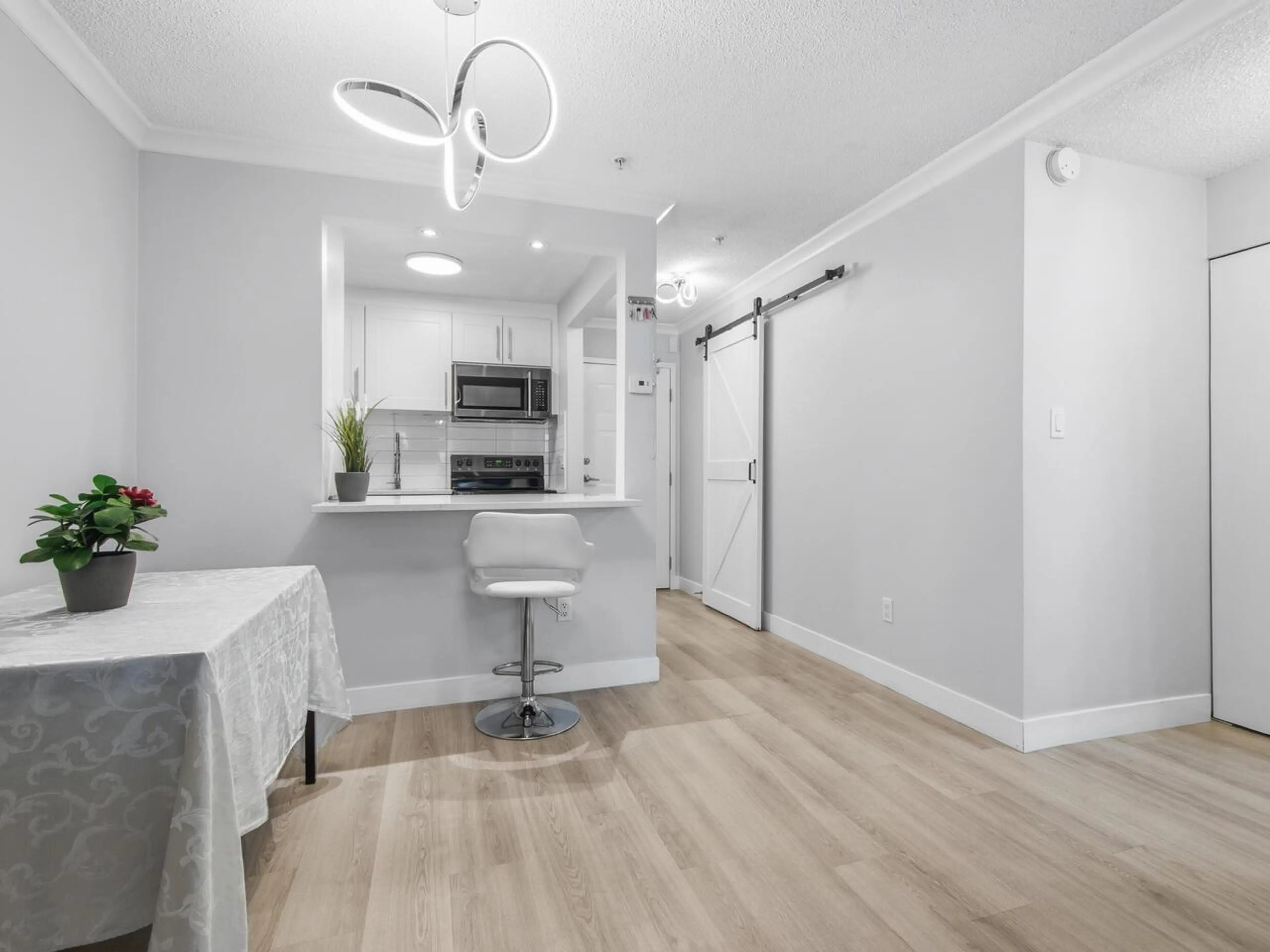 Property at #410 715 ROYAL AVENUE, New Westminster, BC