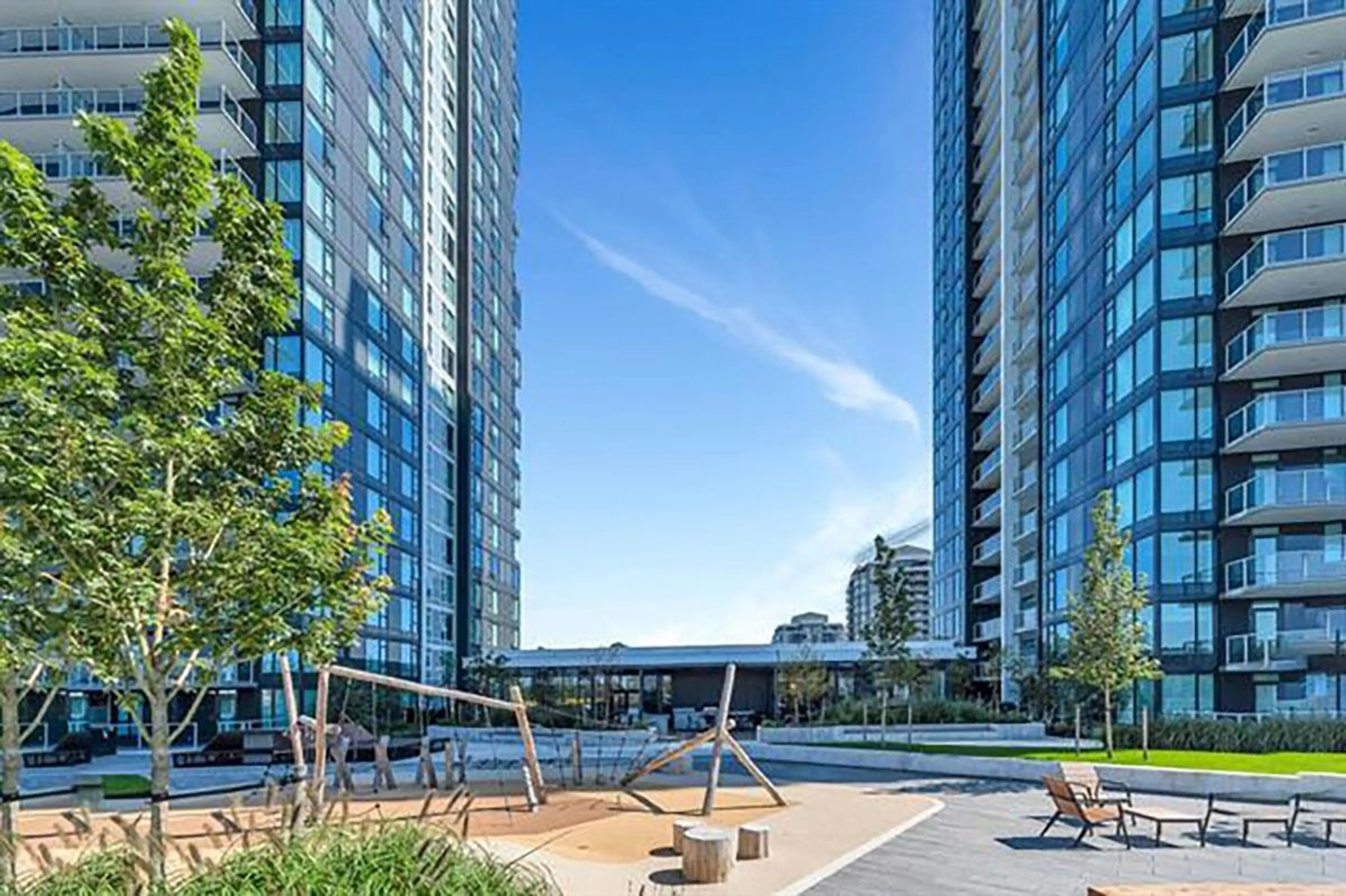 Property at #1009 308 ALDERSON AVENUE, Coquitlam, BC