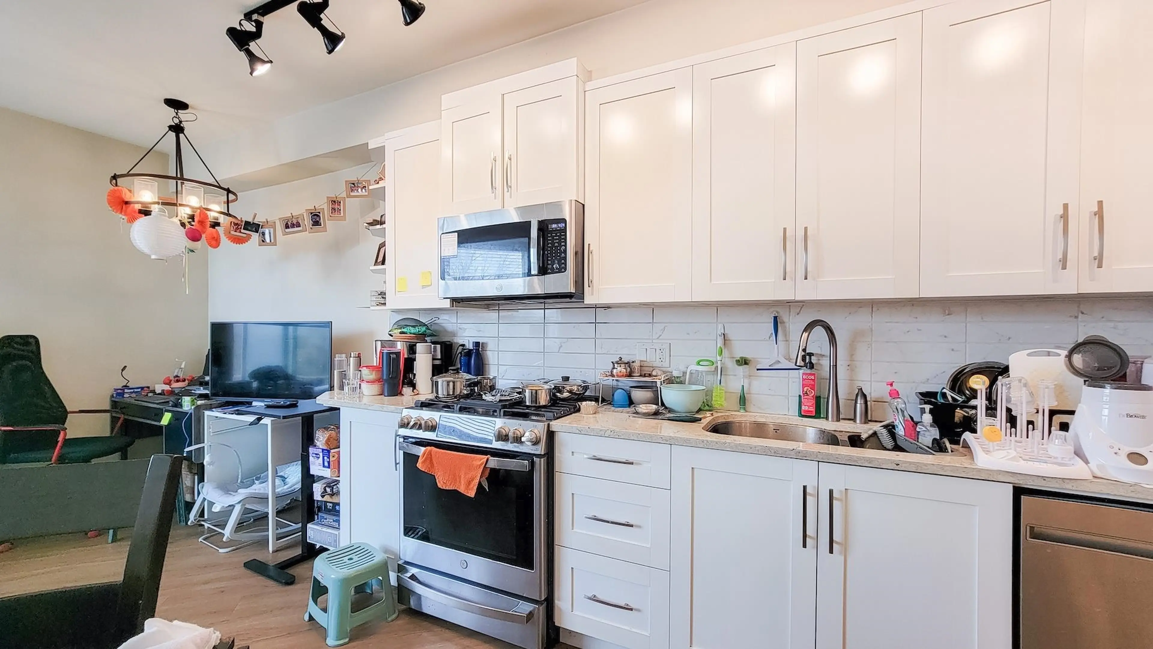 Property at #326 11077 RAVINE ROAD, Surrey, BC