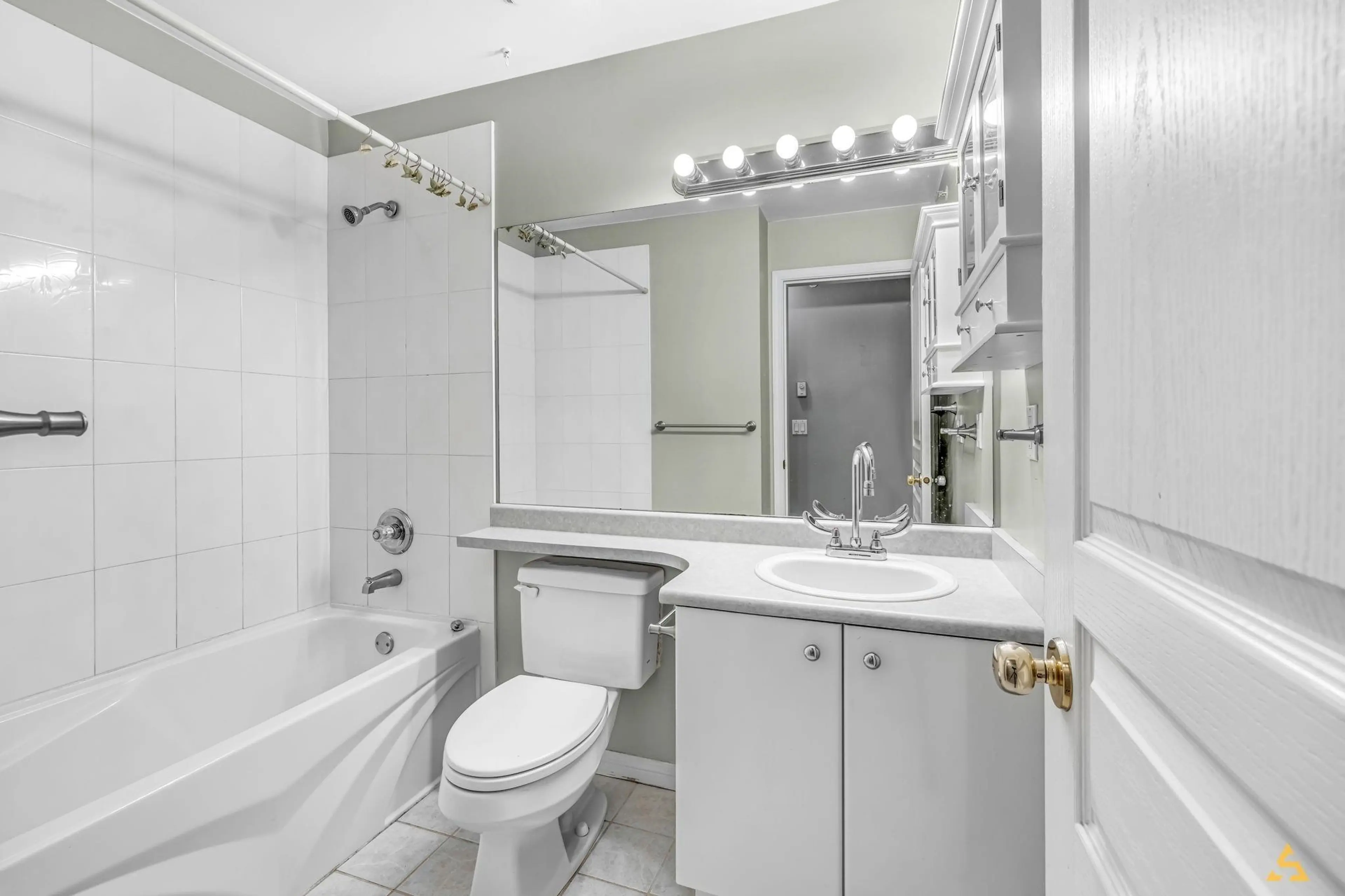 Property at #112 19700 56 AVENUE, Langley, BC