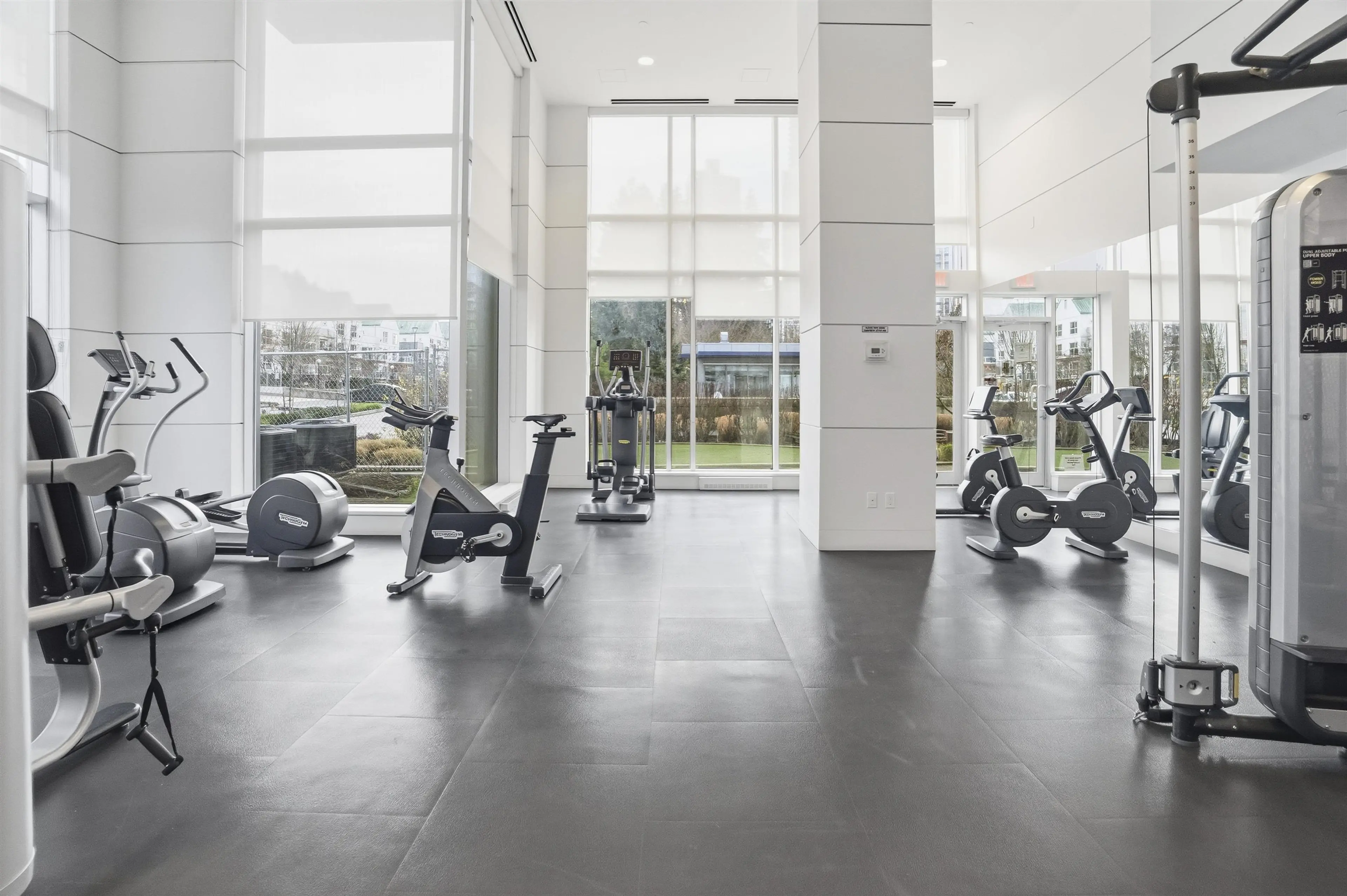 Property at #3312 13750 100 AVENUE, Surrey, BC