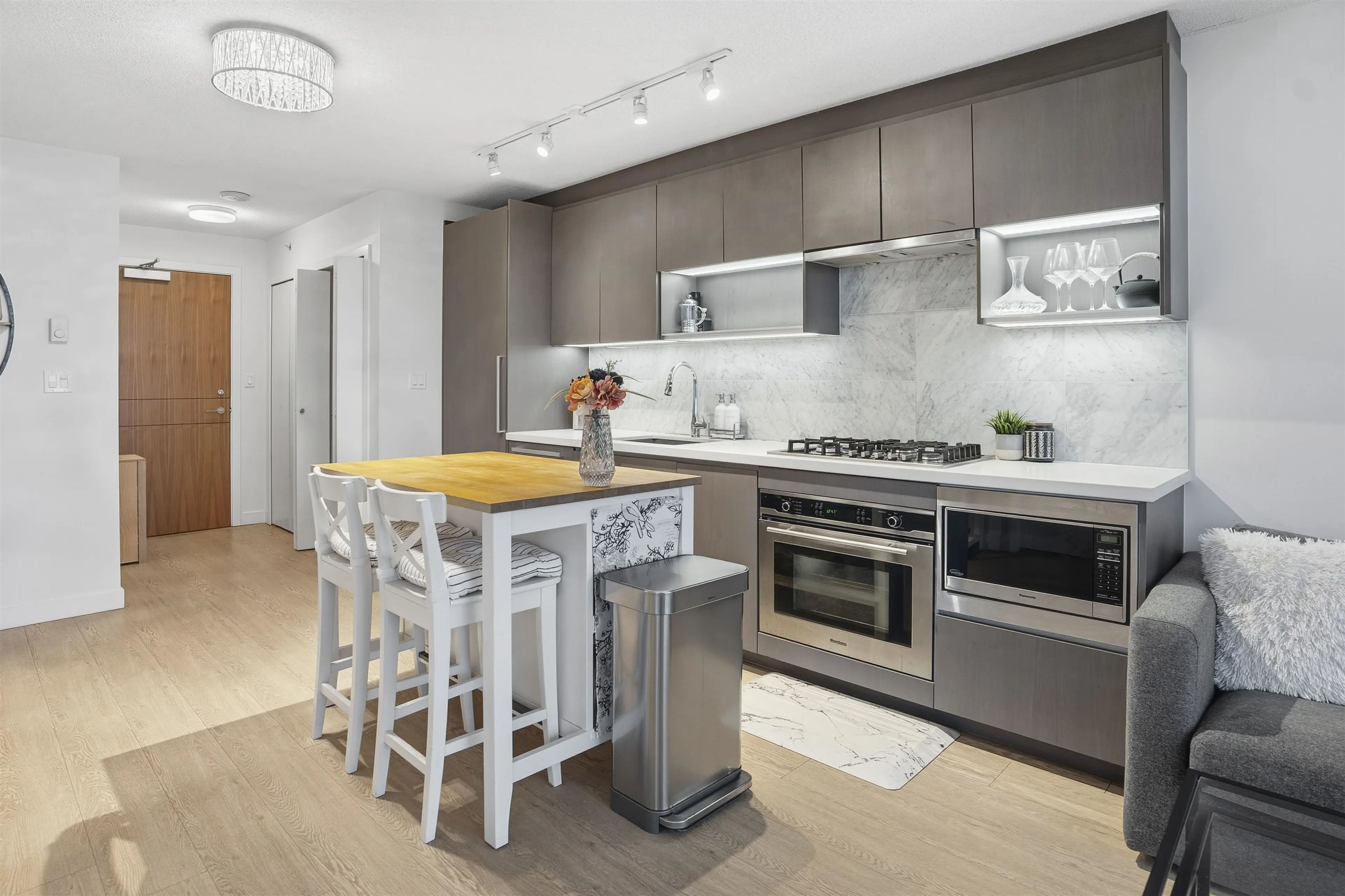 Property at #3312 13750 100 AVENUE, Surrey, BC