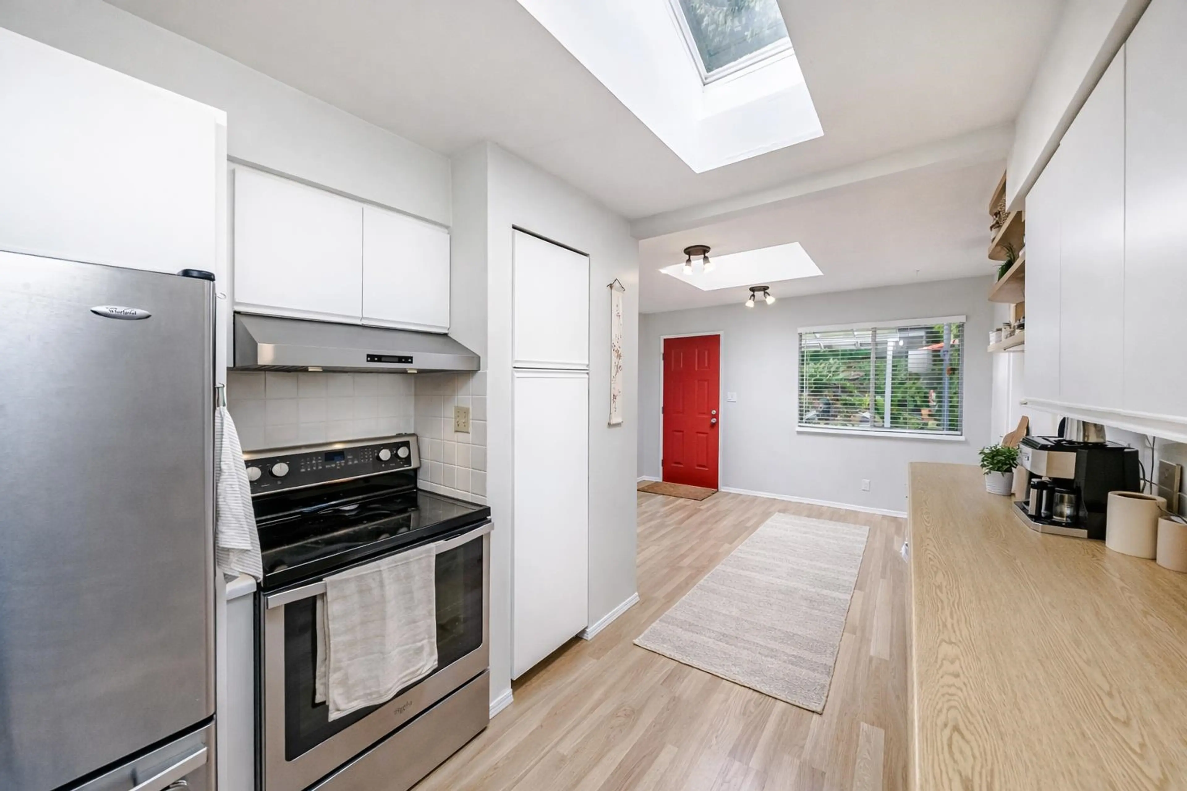 Property at 1749 DEEP COVE ROAD, North Vancouver, BC