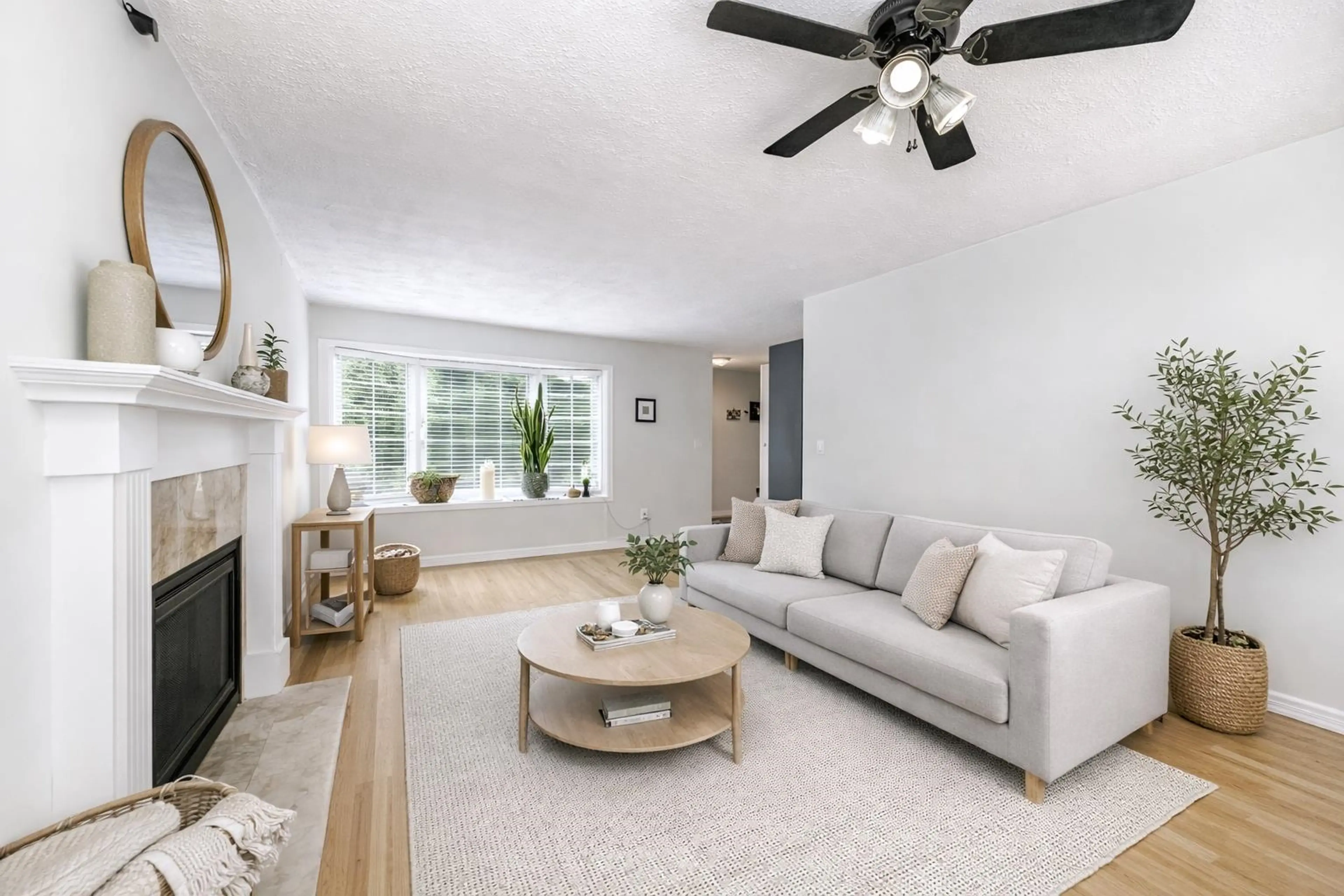 Property at 1749 DEEP COVE ROAD, North Vancouver, BC