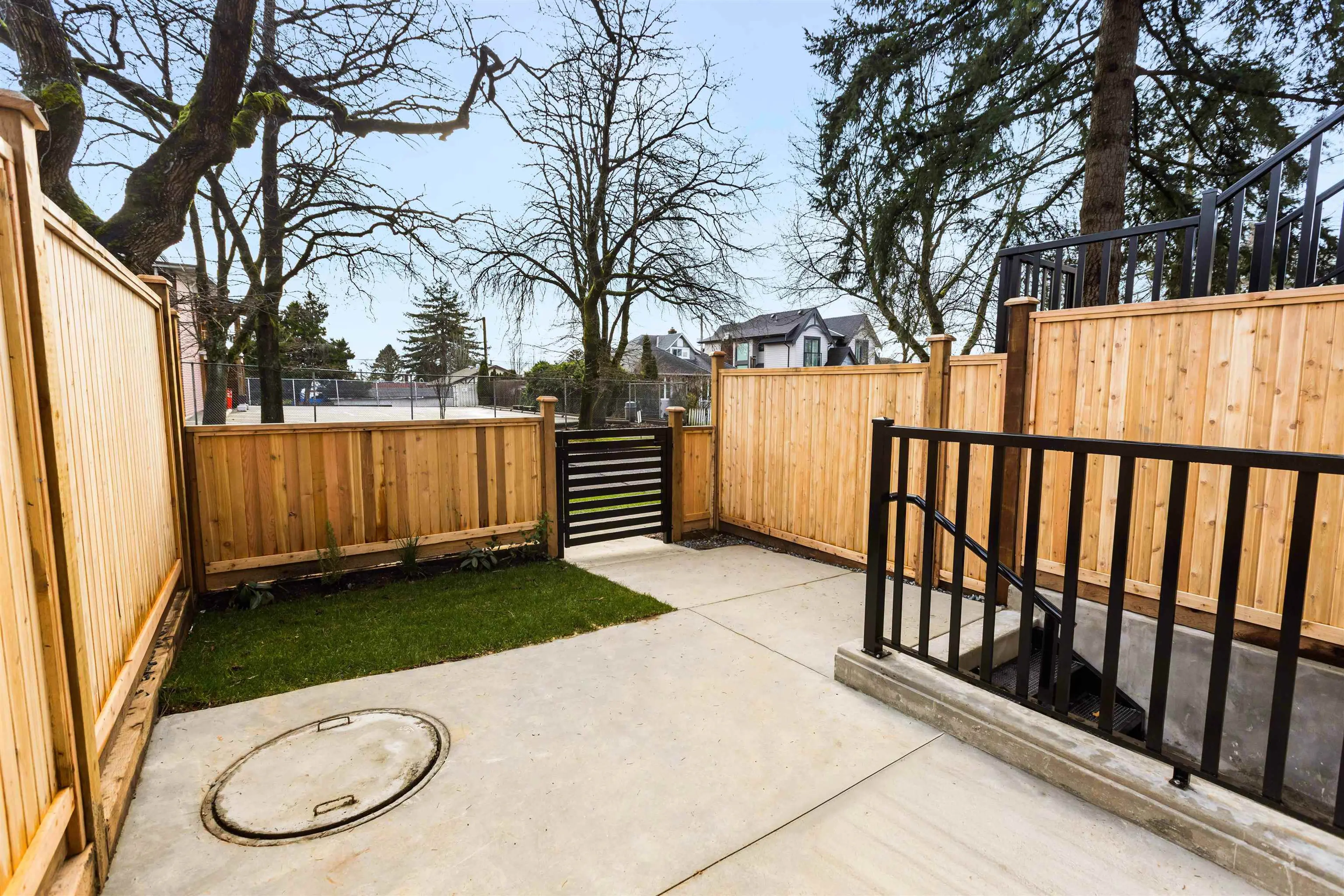 Property at #1 435 E 47TH AVENUE, Vancouver, BC