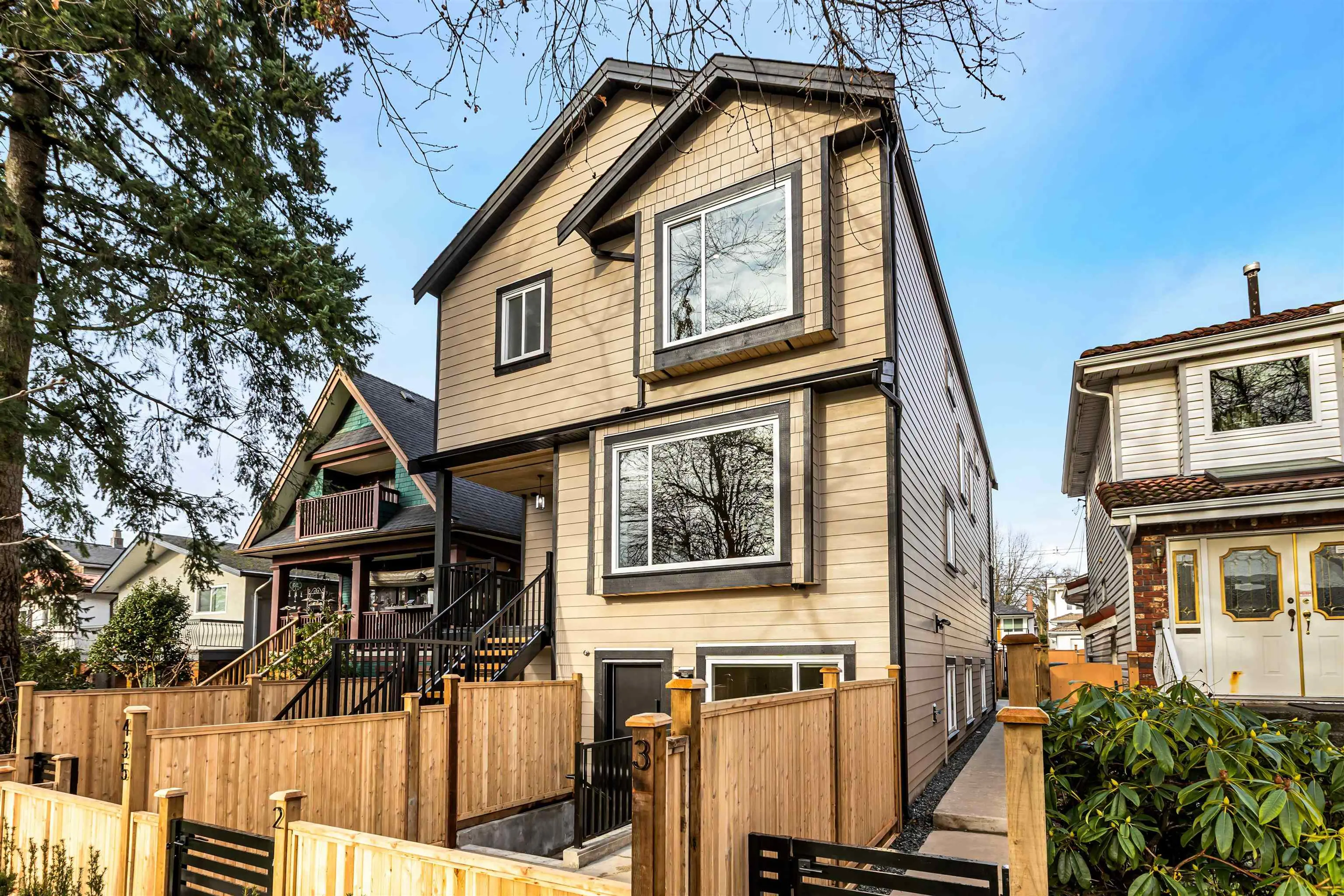Property at #1 435 E 47TH AVENUE, Vancouver, BC