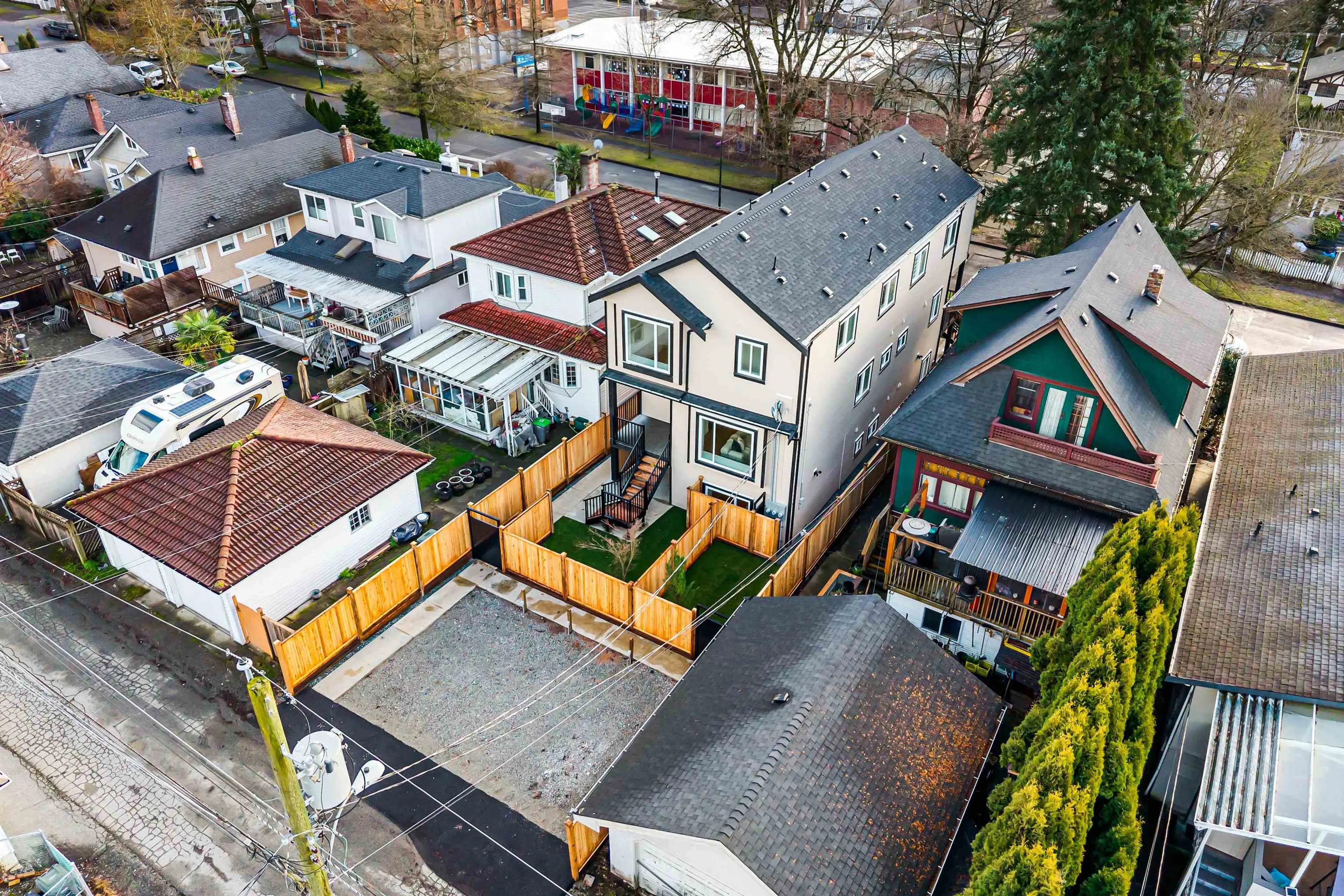 Property at #3 435 E 47TH AVENUE, Vancouver, BC