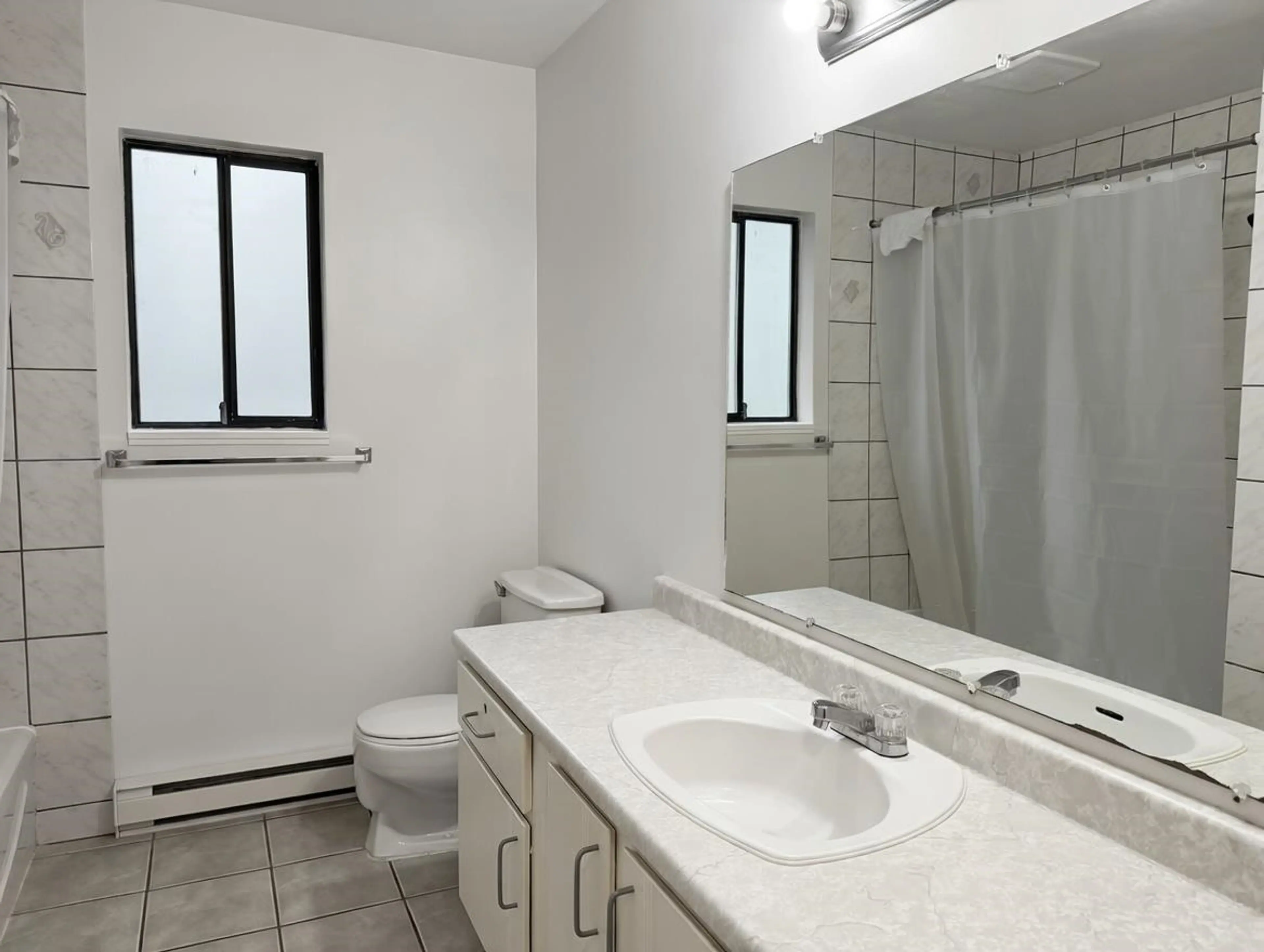 Property at 811 REED ROAD, Gibsons, BC