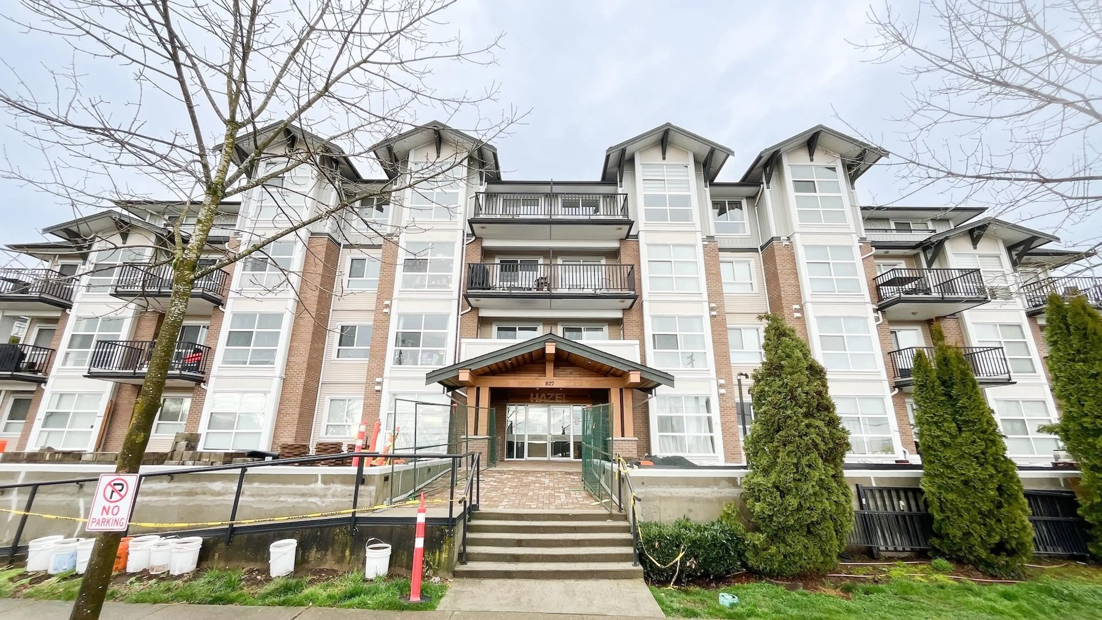 Property at #405 827 RODERICK AVENUE, Coquitlam, BC