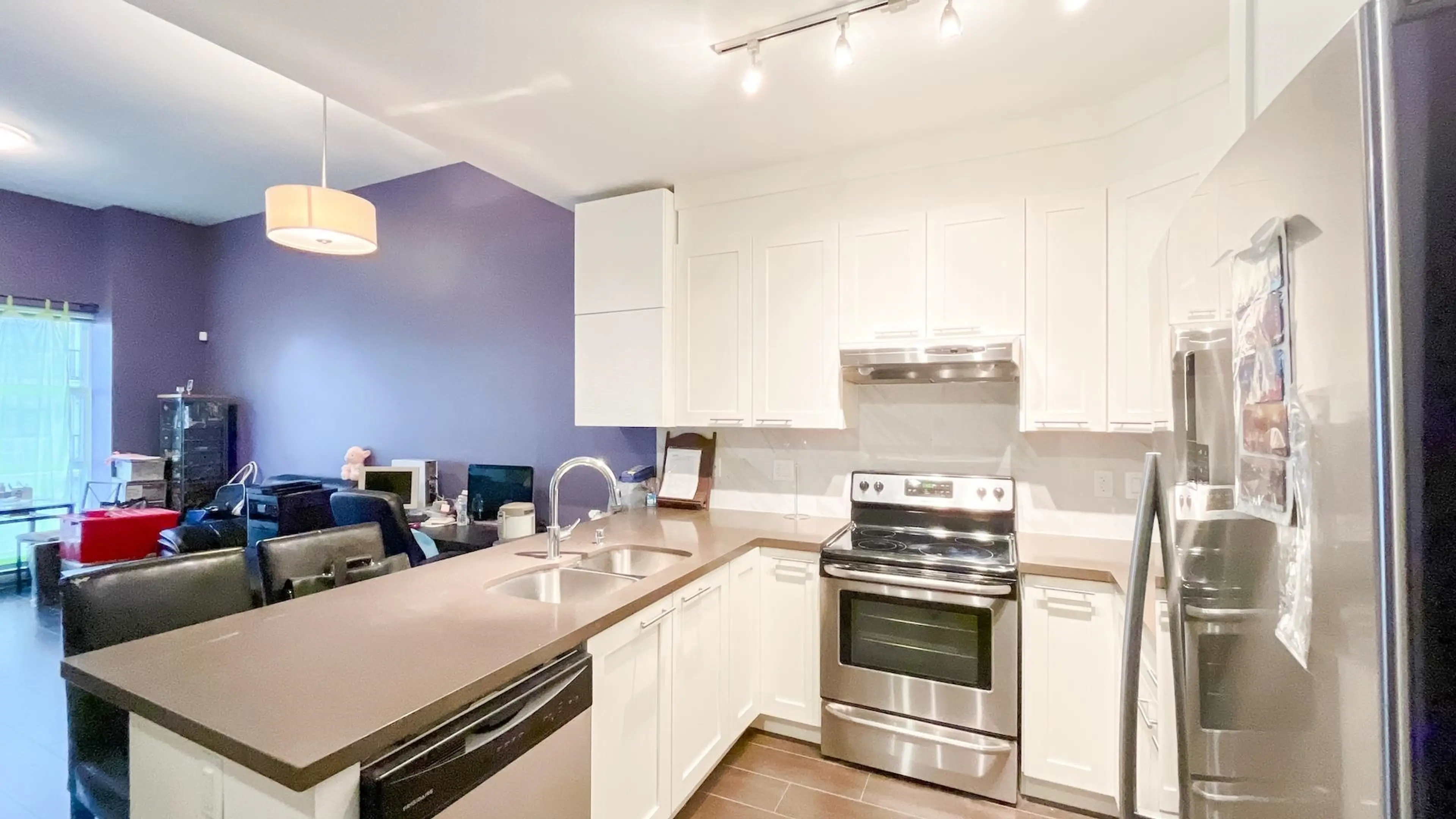 Property at #405 827 RODERICK AVENUE, Coquitlam, BC