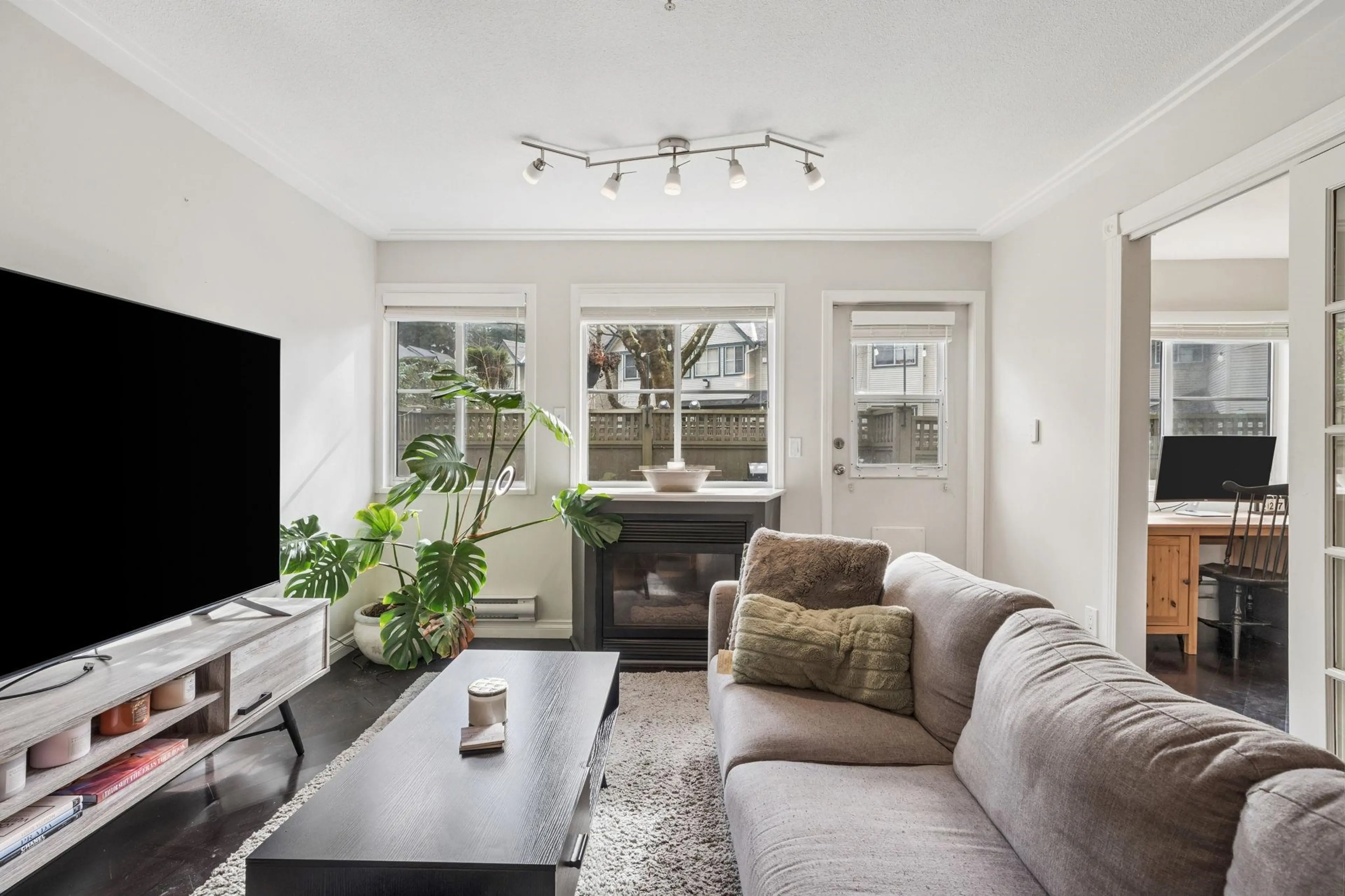 Property at #53 19034 MCMYN ROAD, Pitt Meadows, BC