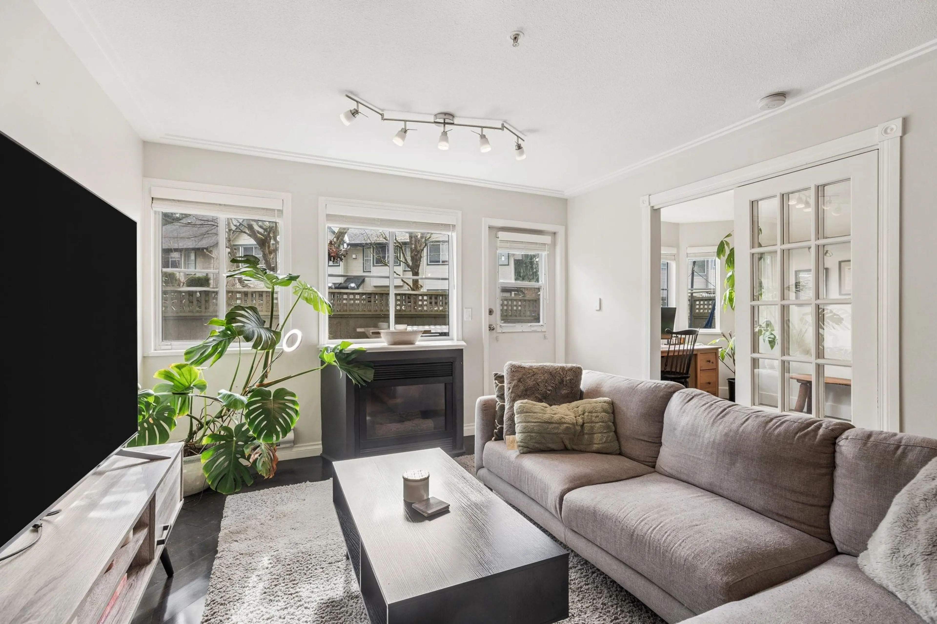 Property at #53 19034 MCMYN ROAD, Pitt Meadows, BC