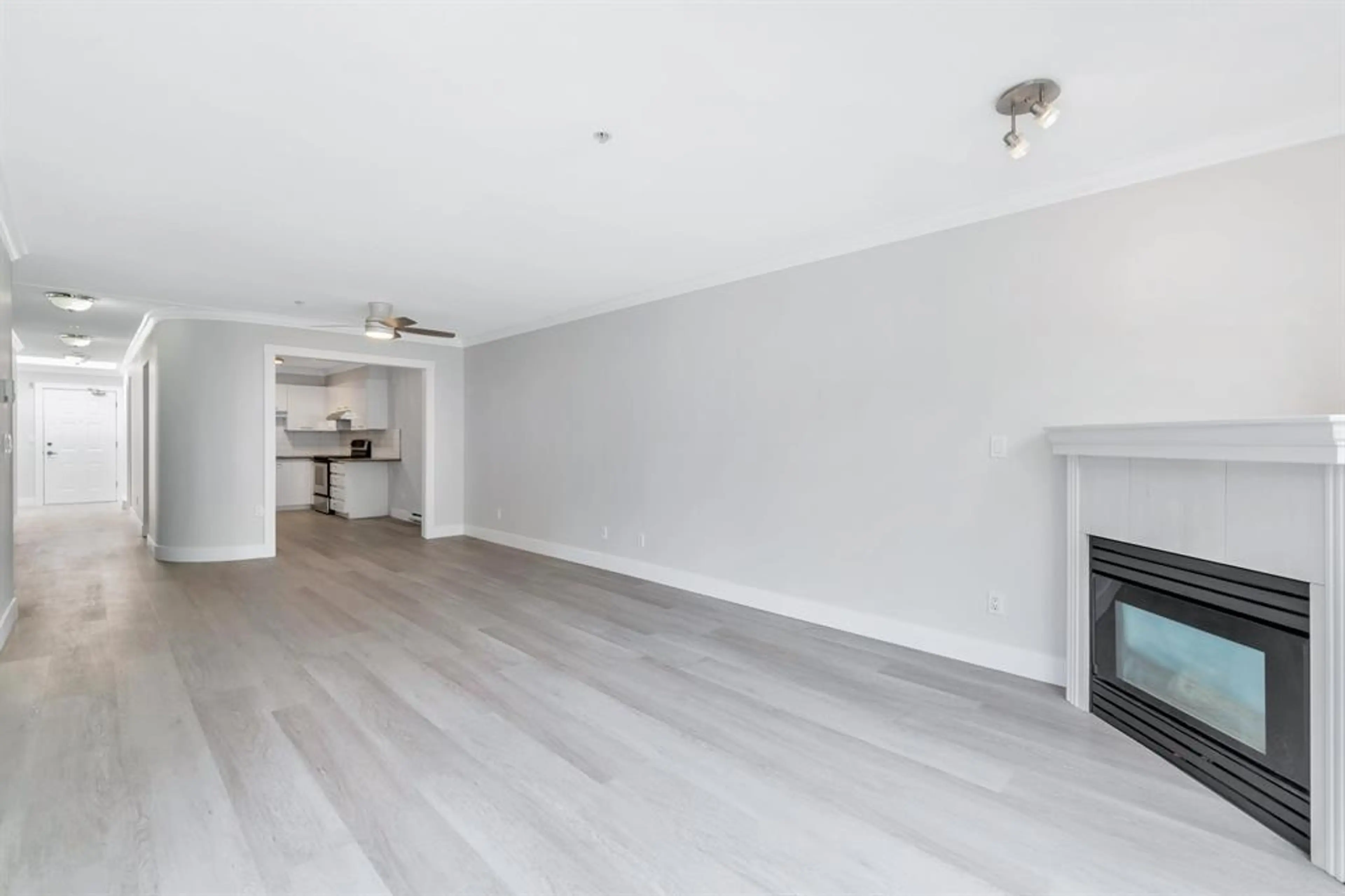 Property at #310 14965 MARINE DRIVE, White Rock, BC