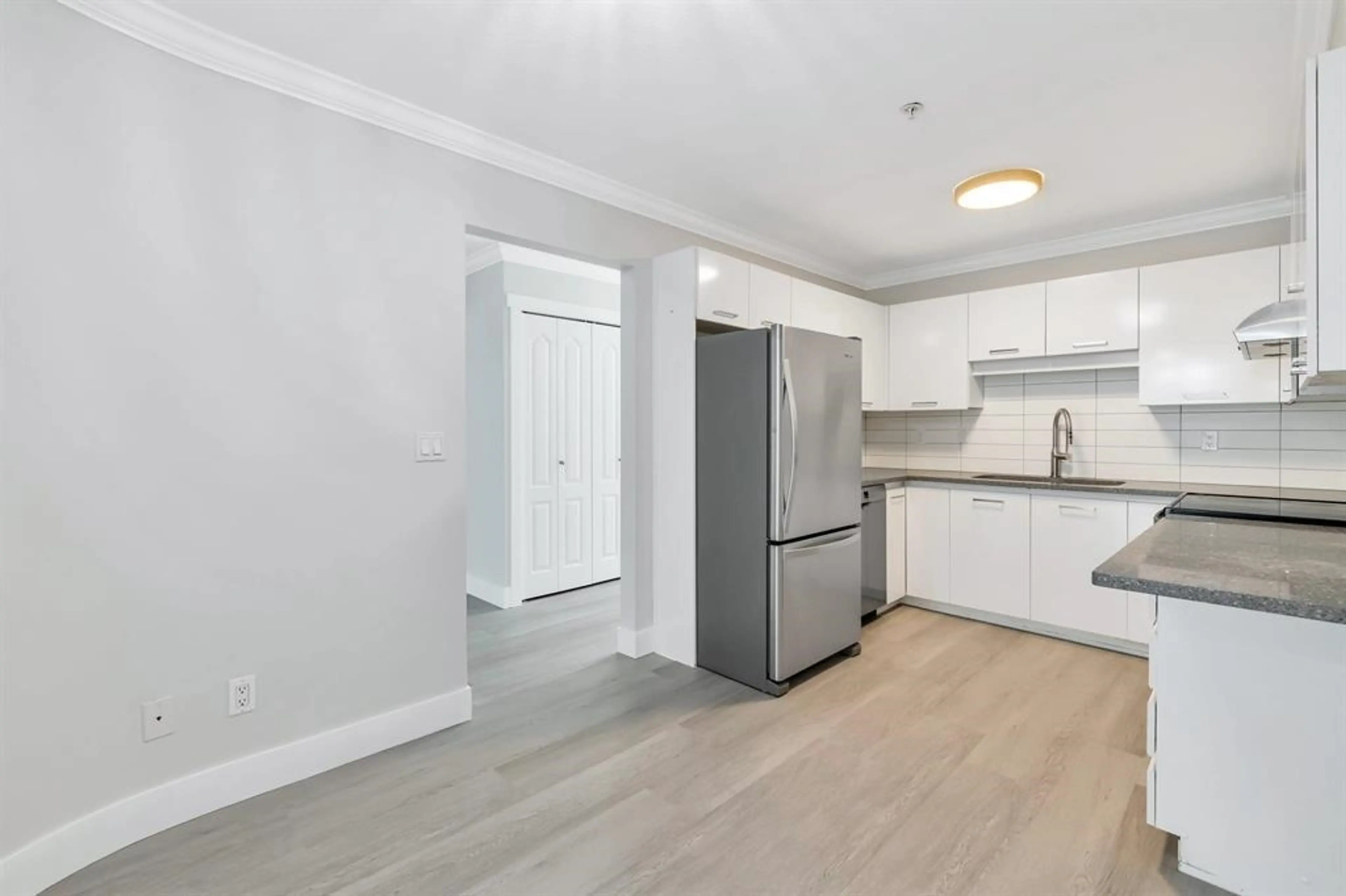 Property at #310 14965 MARINE DRIVE, White Rock, BC