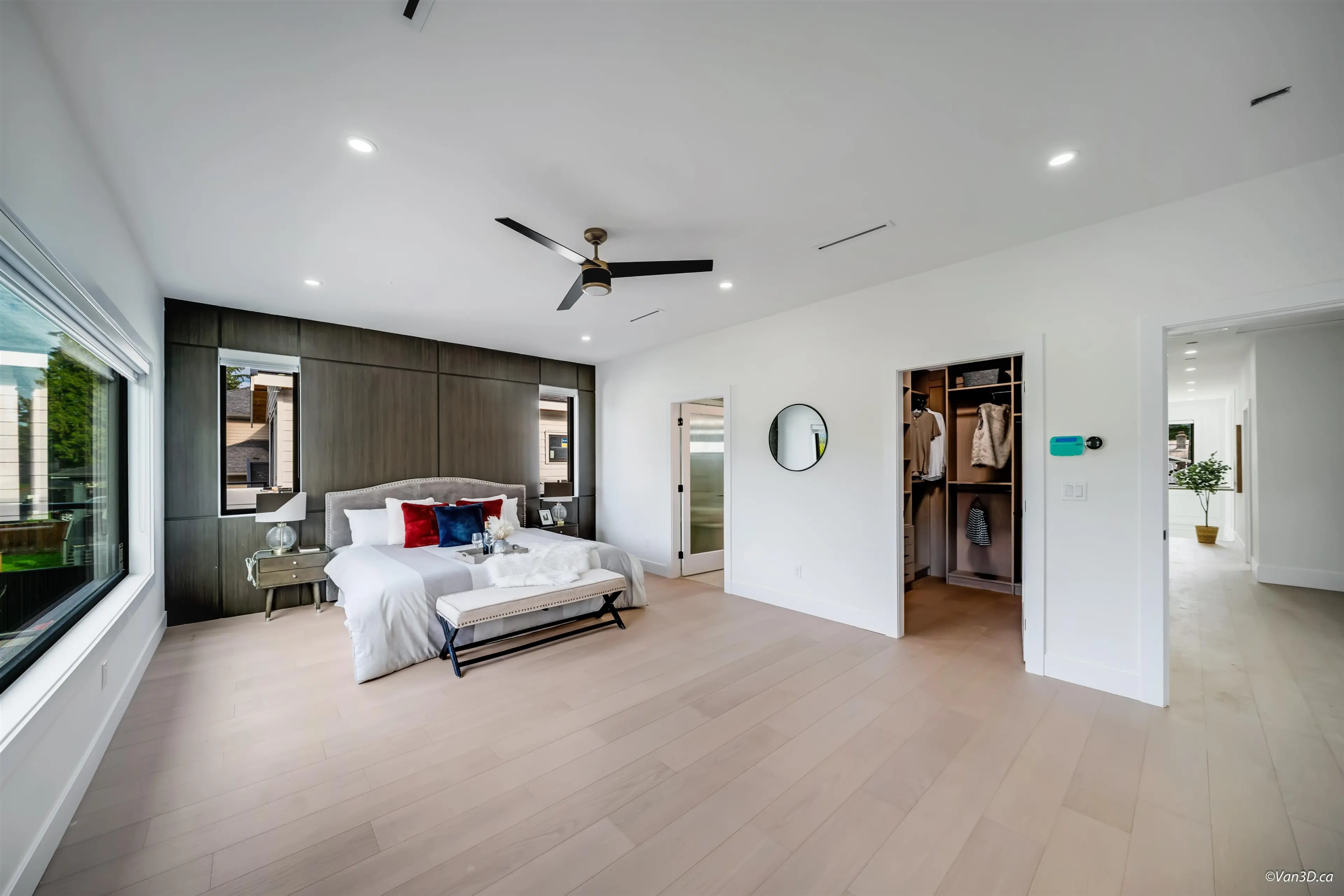 Property at 819 CORNELL AVENUE, Coquitlam, BC