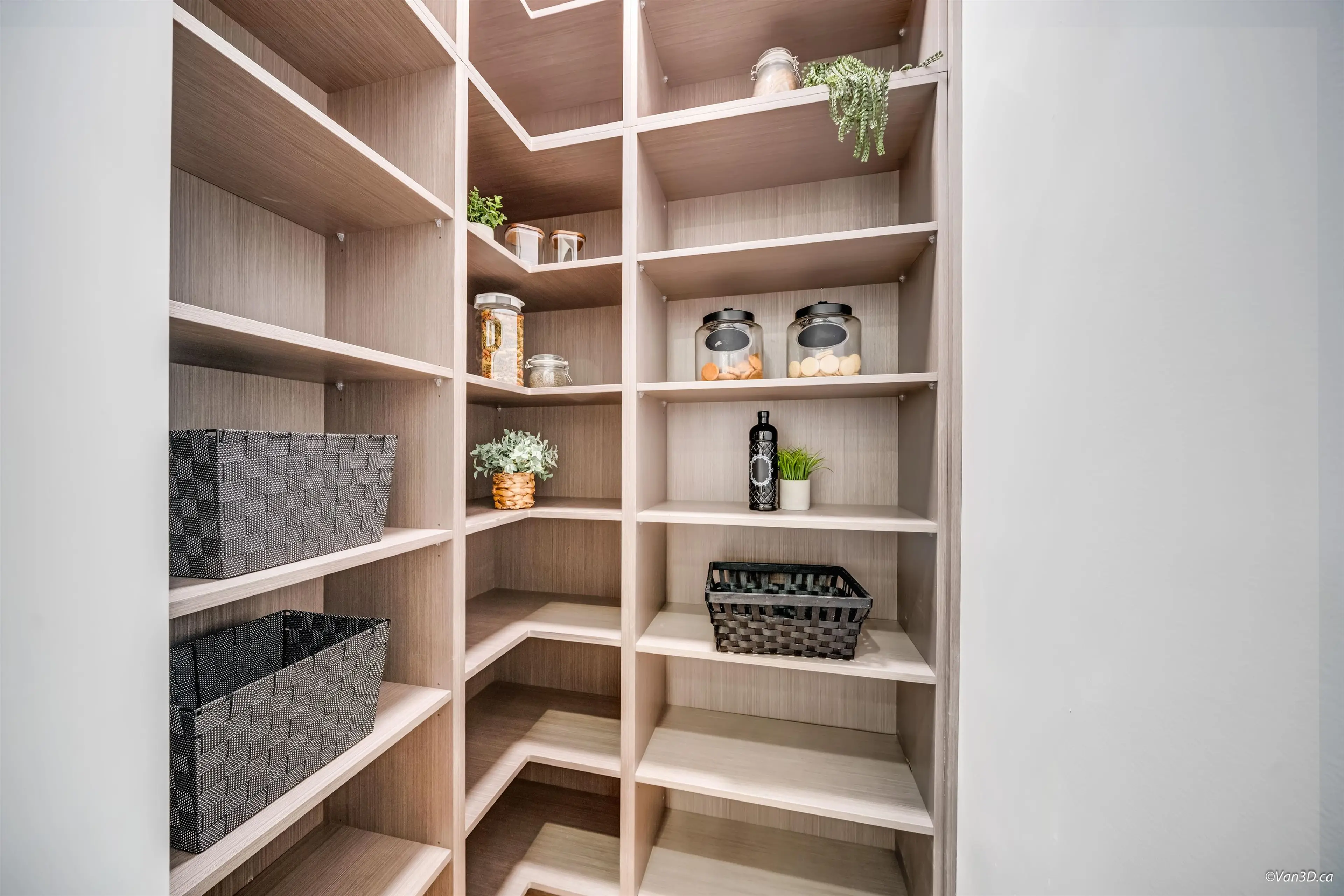 Property at 819 CORNELL AVENUE, Coquitlam, BC