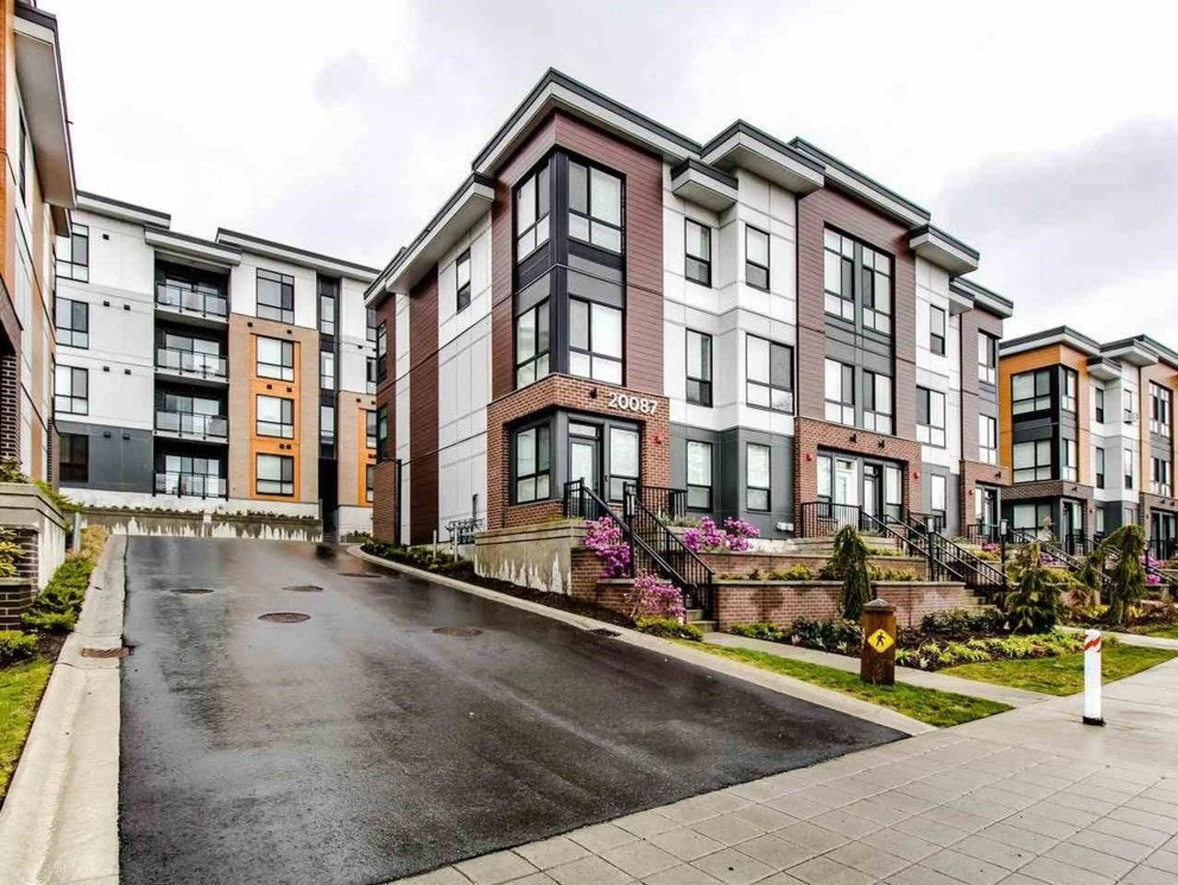 Property at #B203 20087 68 AVENUE, Langley, BC