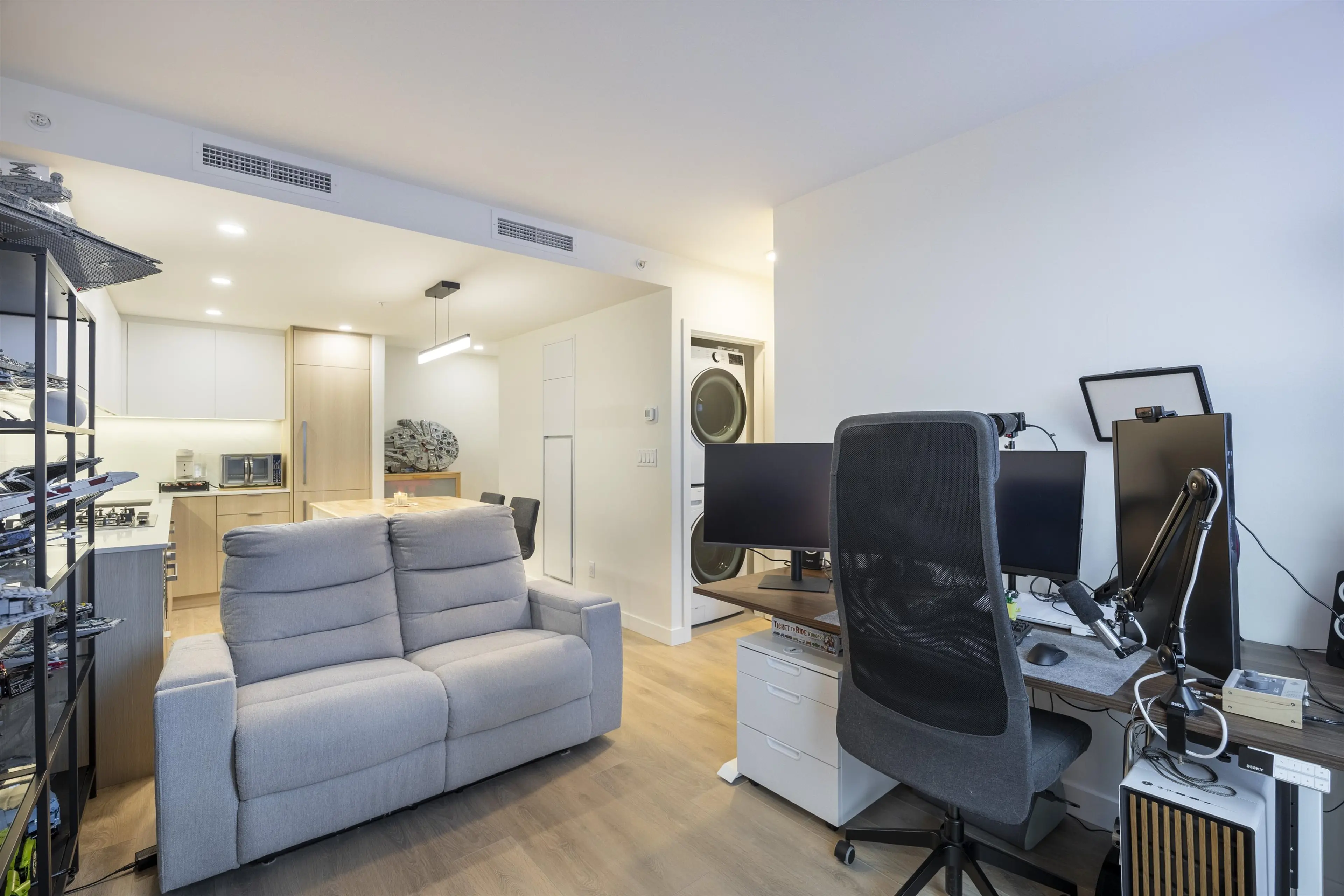 Property at #1205 318 ALDERSON AVENUE, Coquitlam, BC