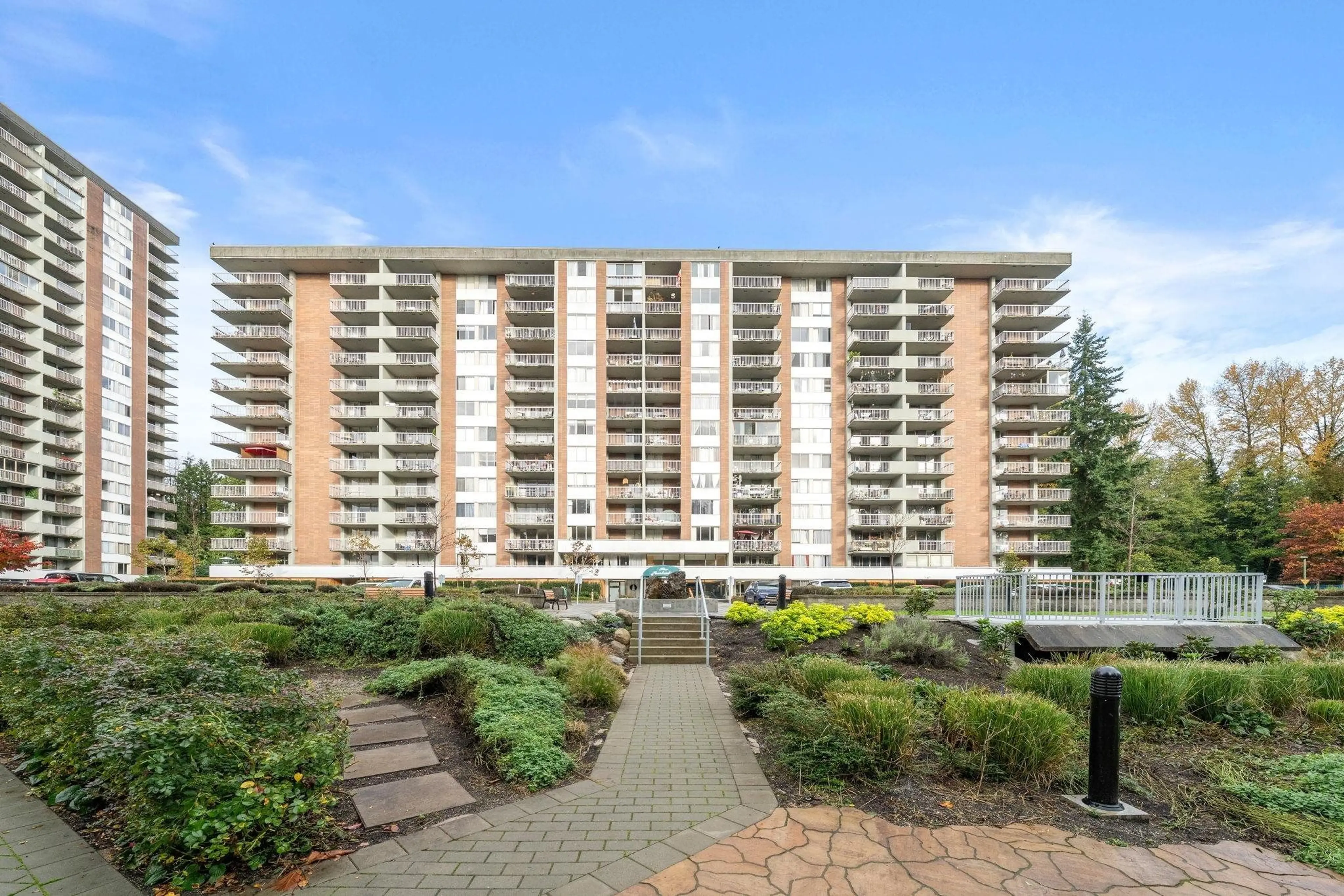 Property at #202 2012 FULLERTON AVENUE, North Vancouver, BC