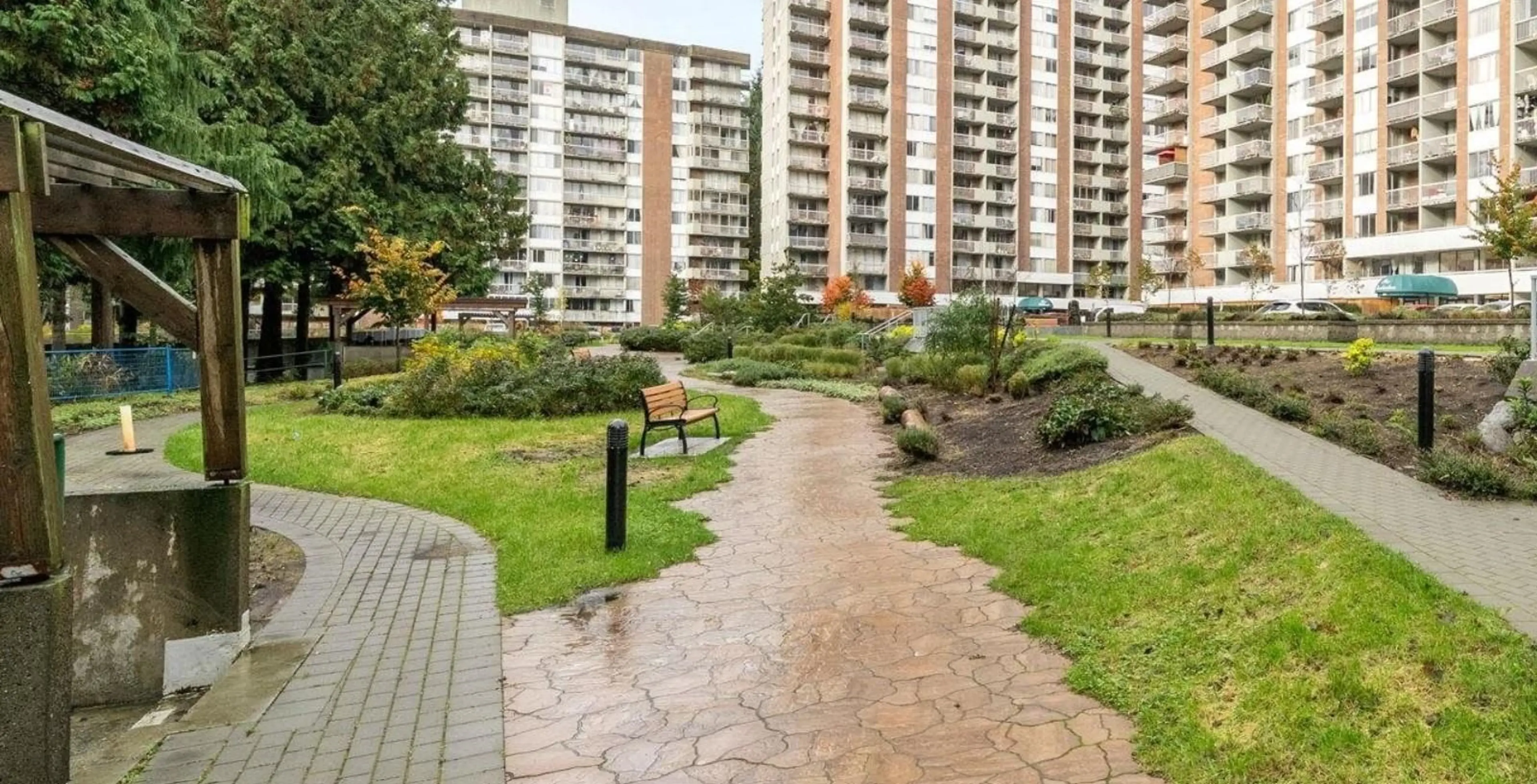 Property at #202 2012 FULLERTON AVENUE, North Vancouver, BC